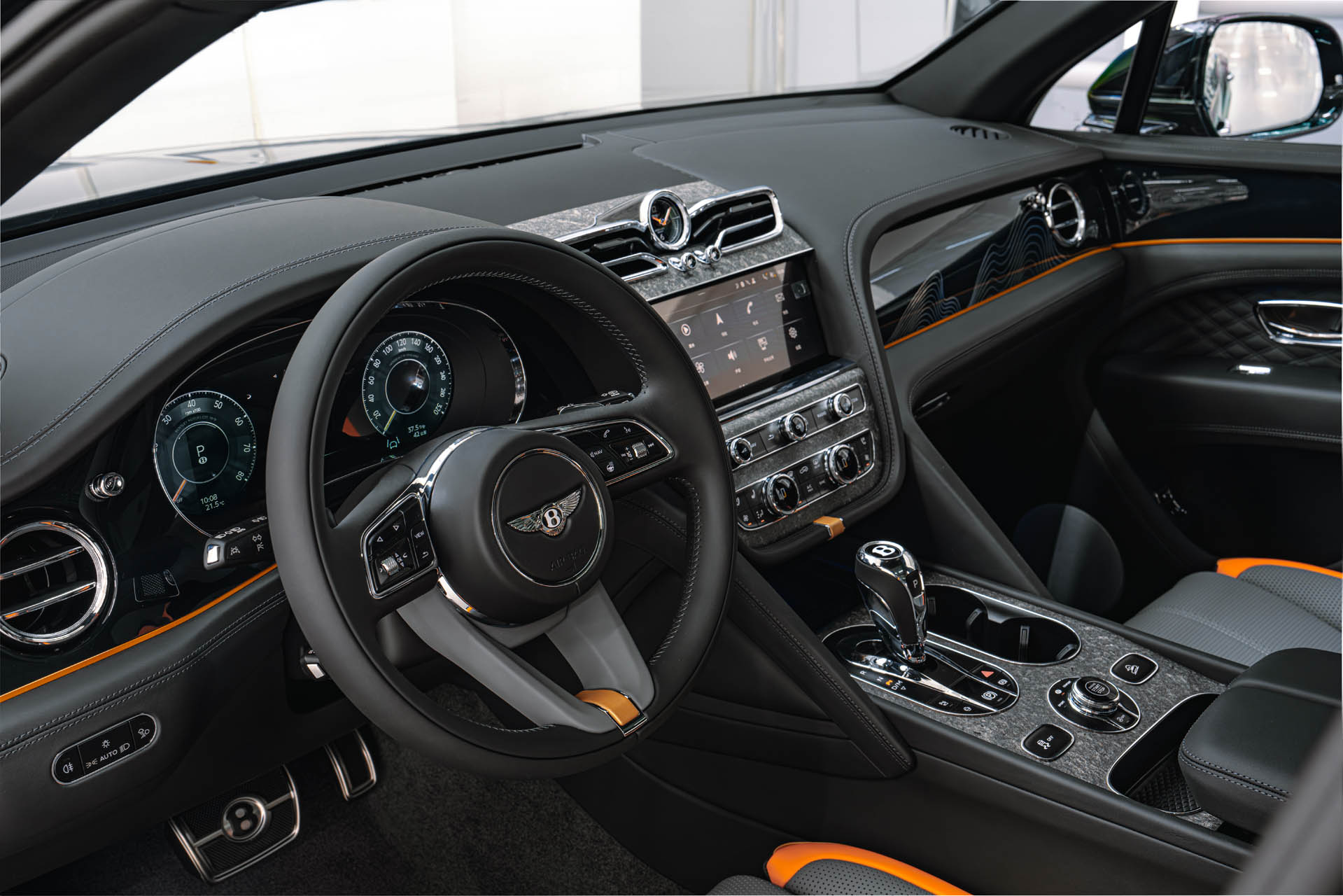 Bentley Mulliner Inspired by China 03