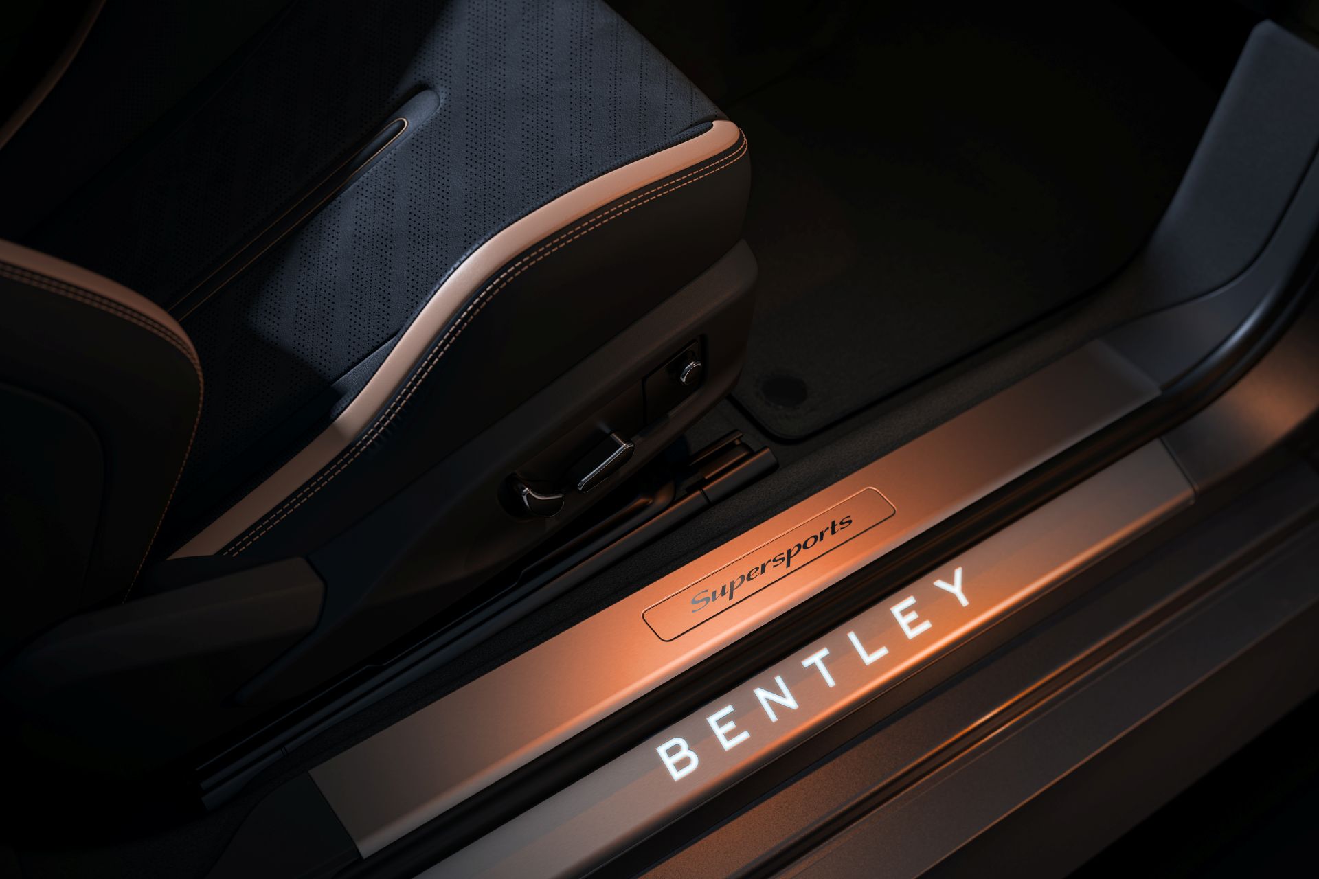 Bentley Supersports 15