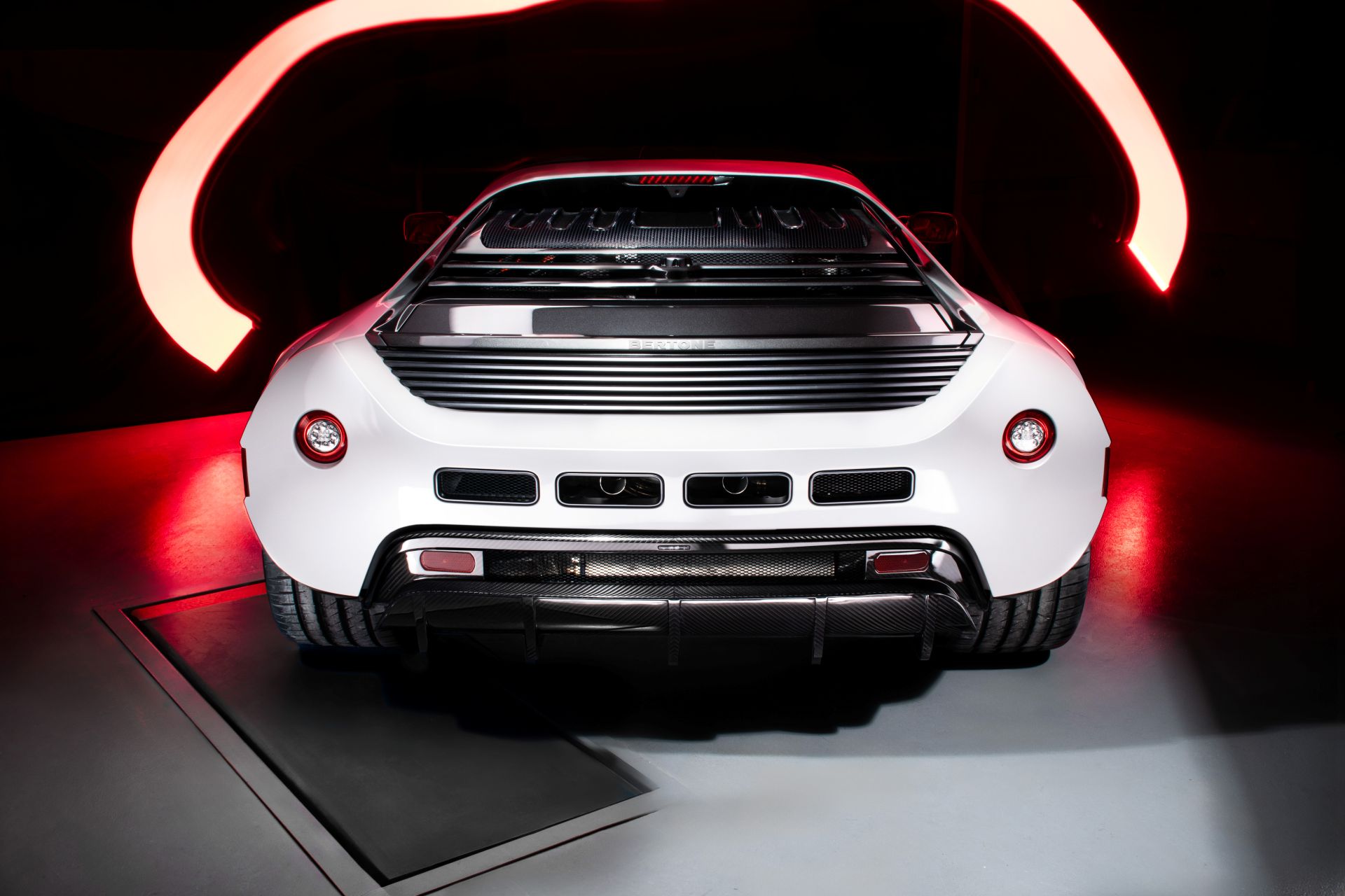Bertone Runabout 7
