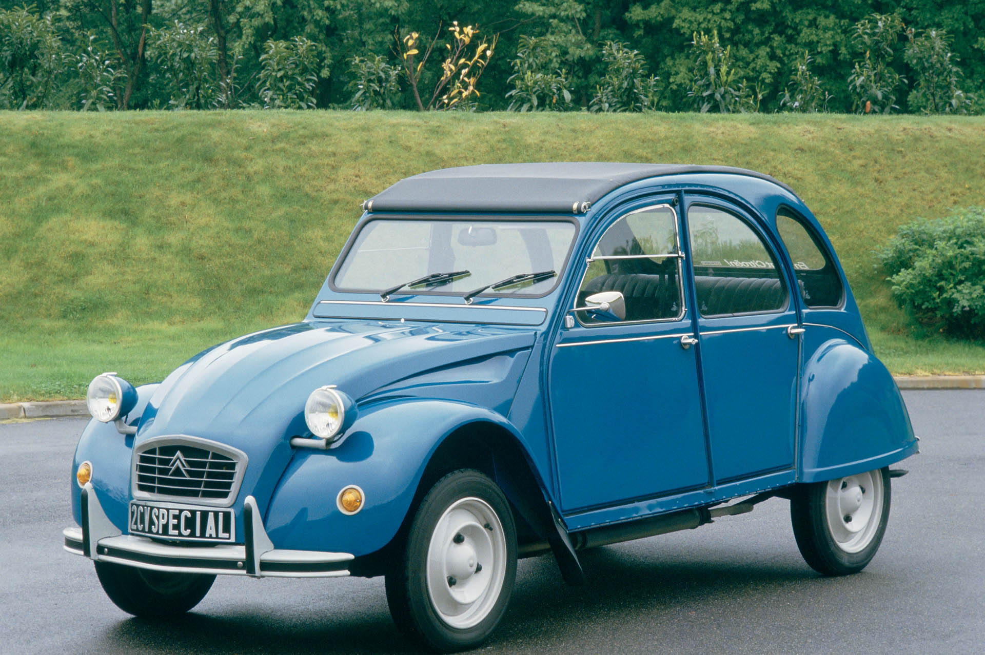 Citroen 2CV 6 Special