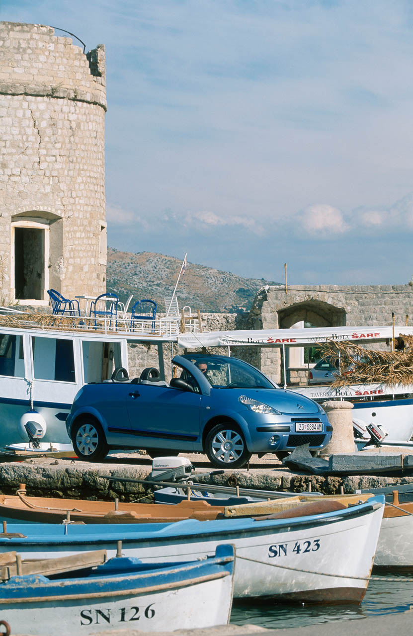 Citroen C3 Pluriel 01