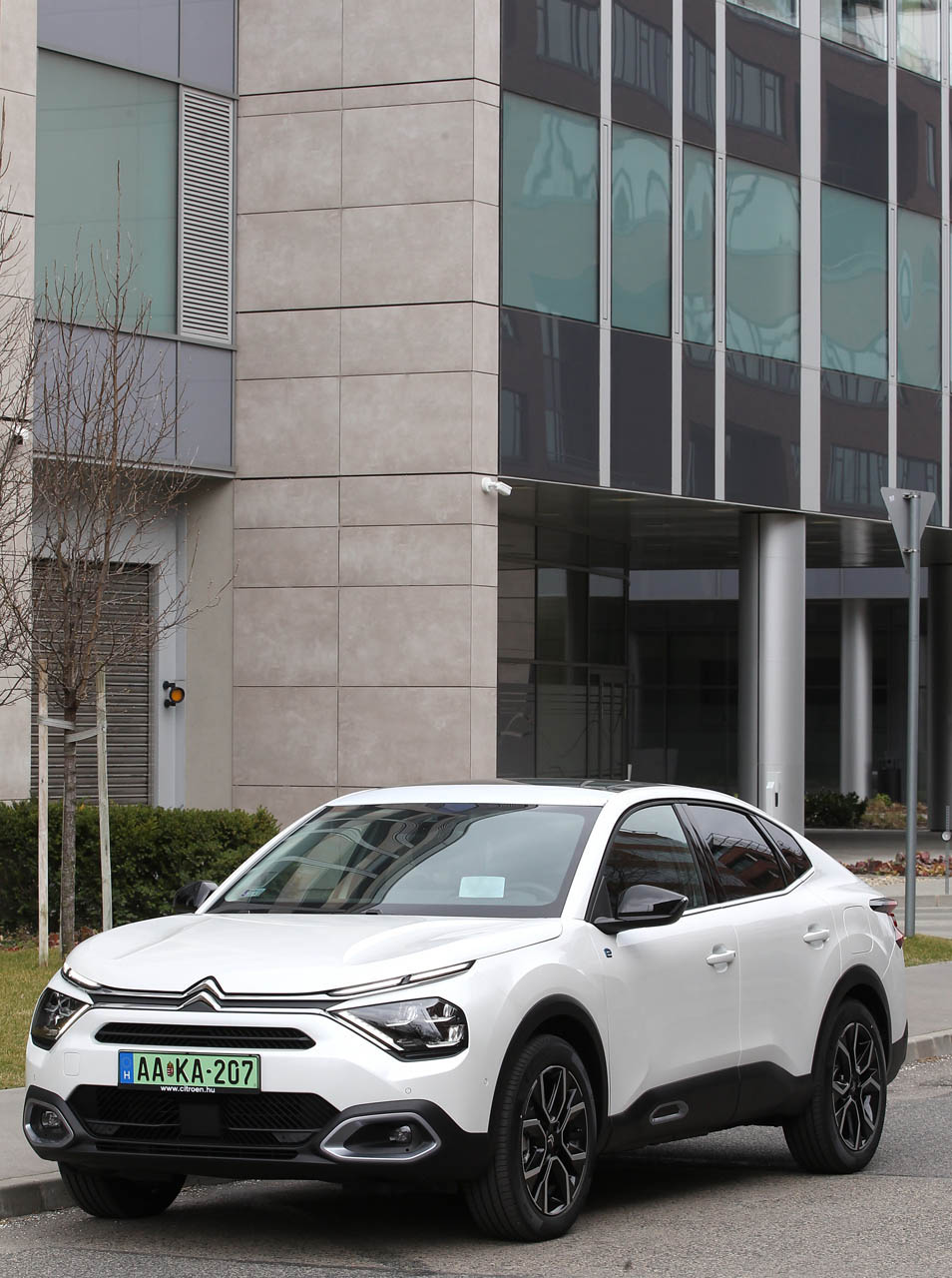 citroenc4xmobem2023dzs