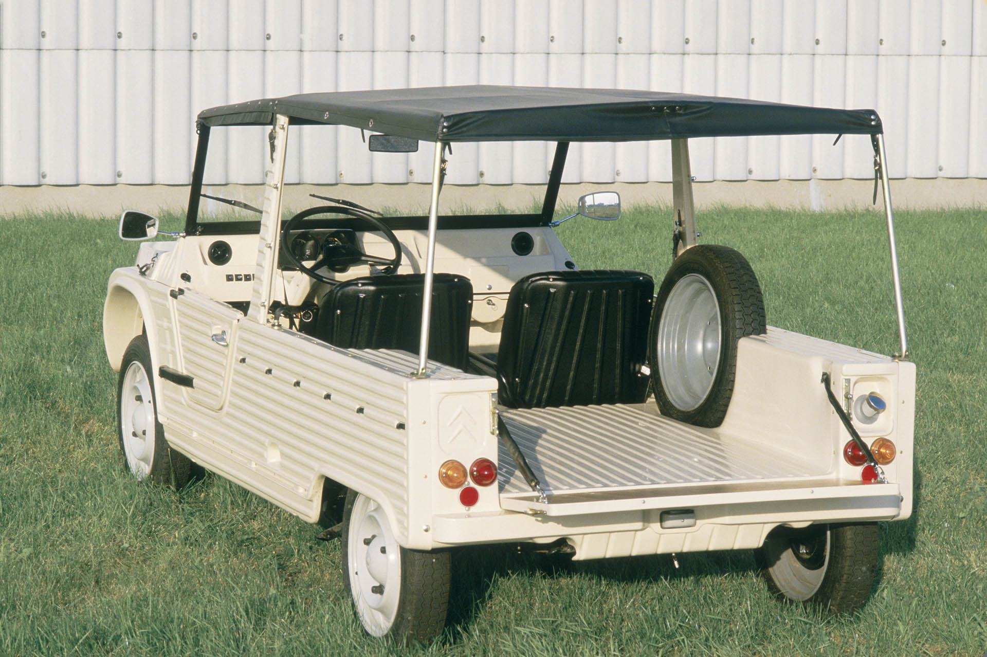 Mehari 4x2 Enterprise 02