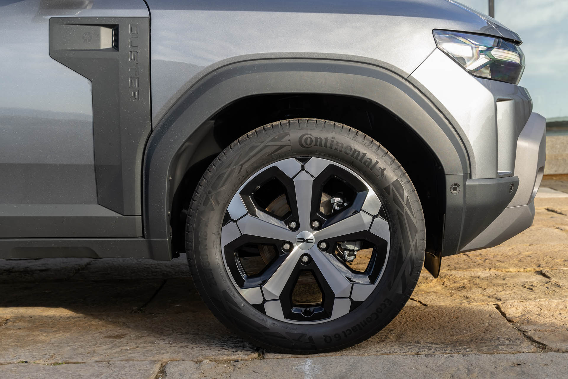 All-NewDaciaDusterJourney-ExteriorDetail9