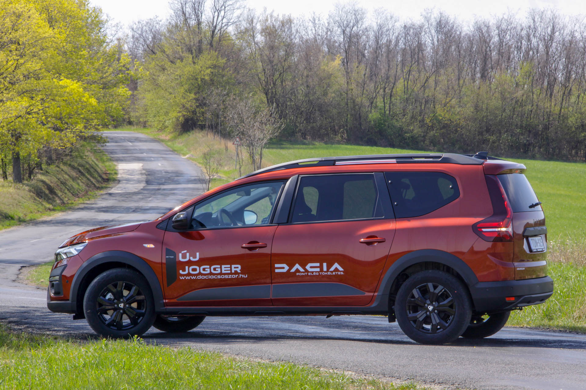 daciajoggertce100gpl2022o