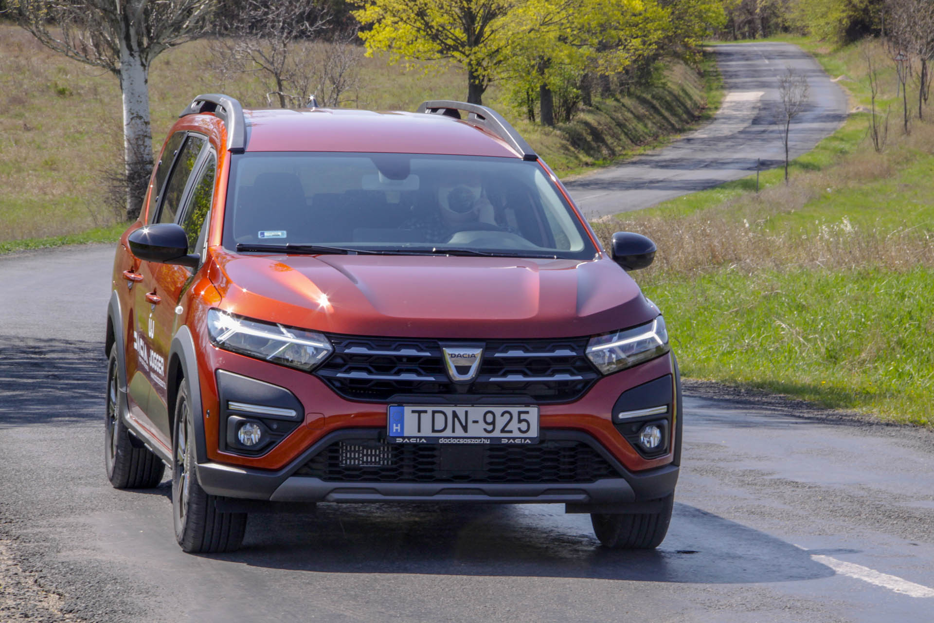 daciajoggertce100gpl2022r