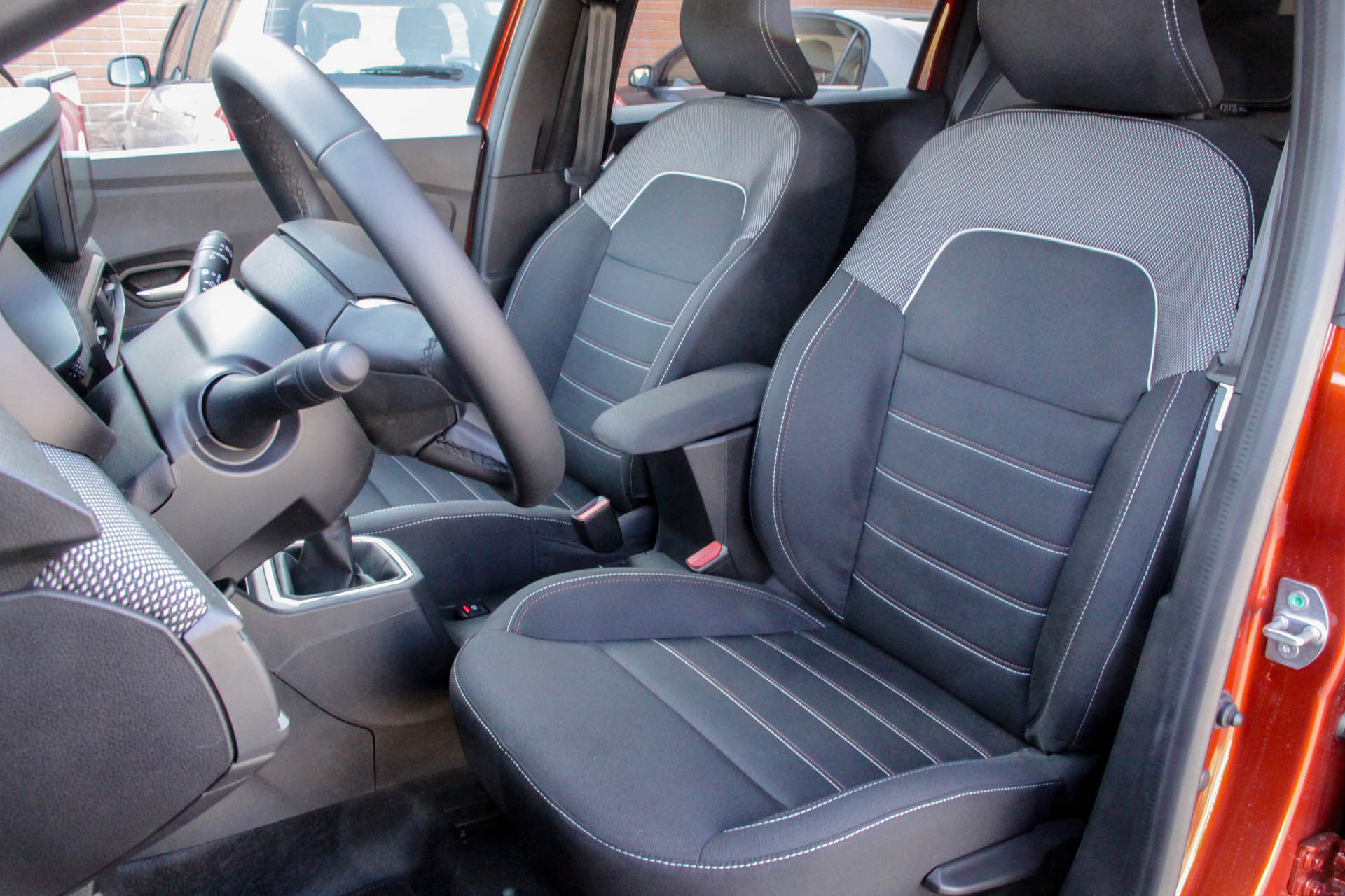 daciajoggertce100gpl2022sz