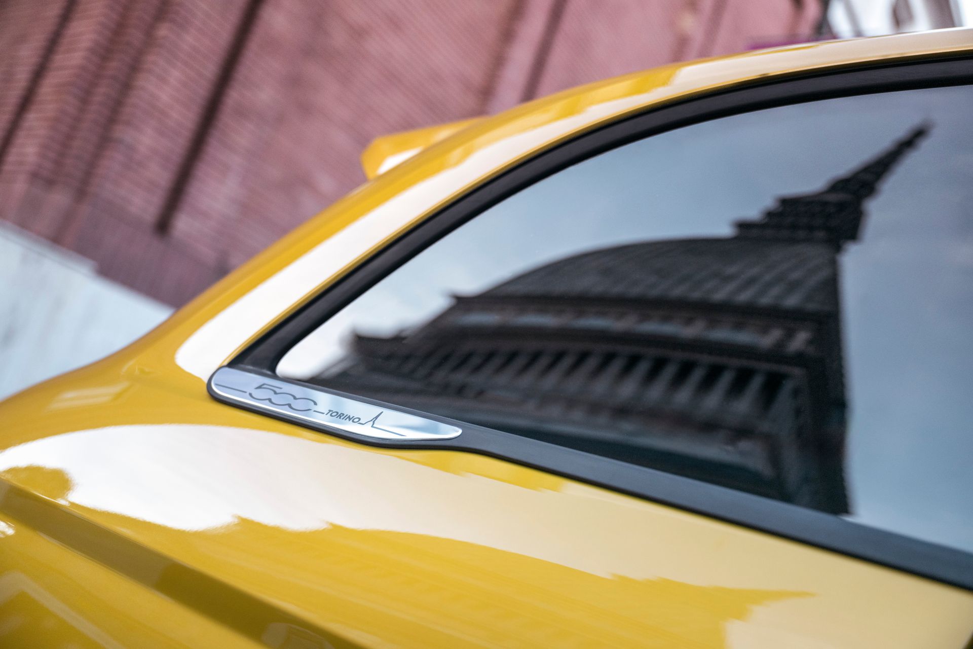Fiat 500 Hybrid Torino 11