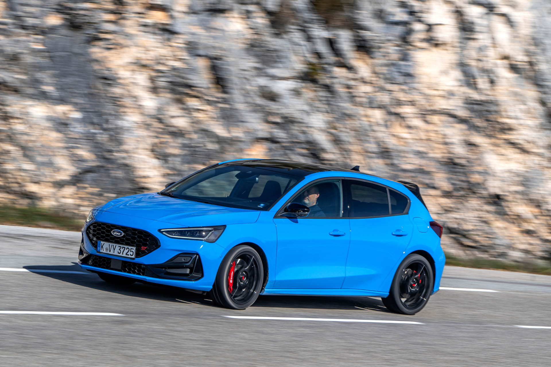 2024 FORD FOCUS-ST 47