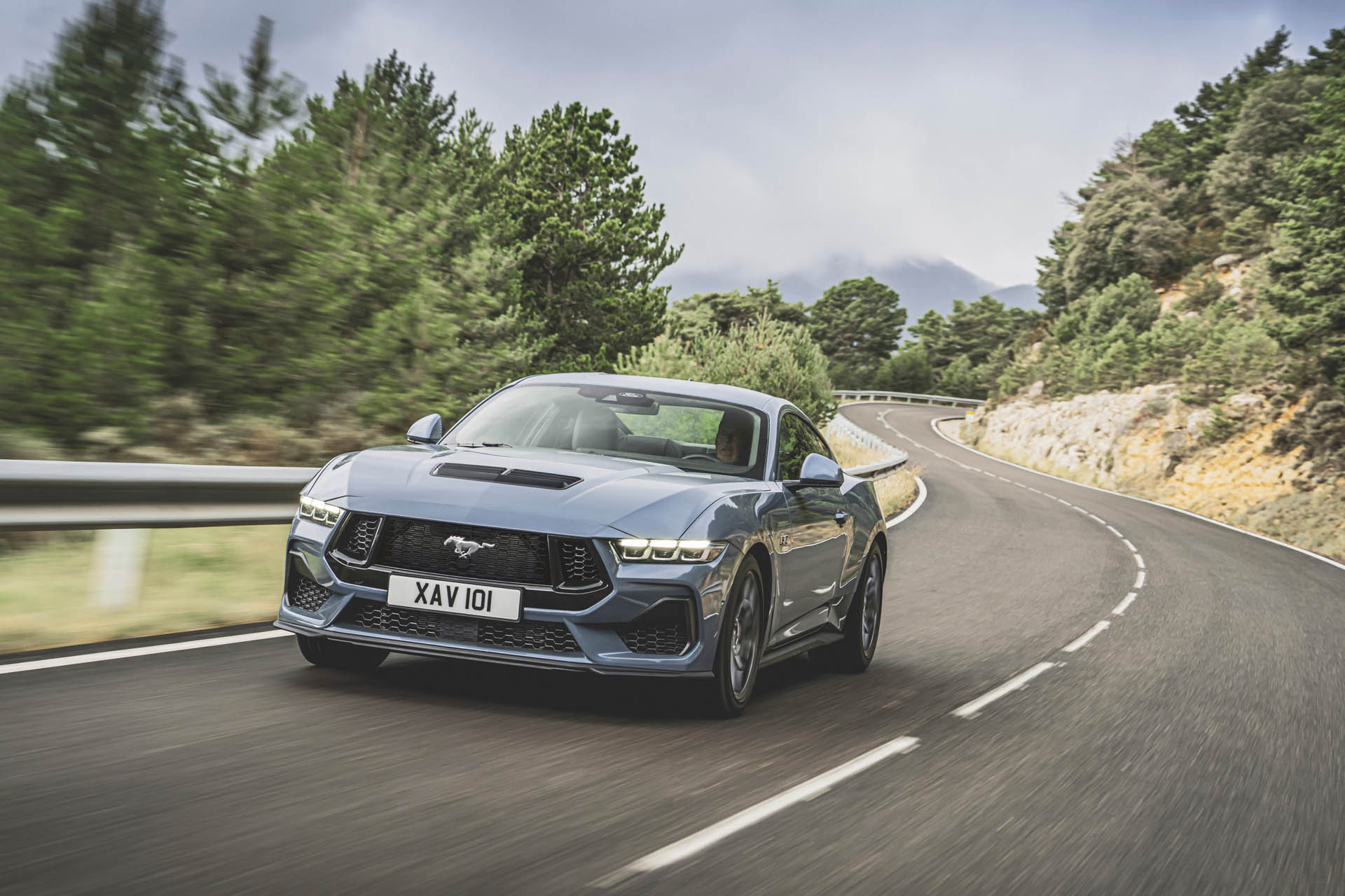 2024 FORD MUSTANG COUPE 05