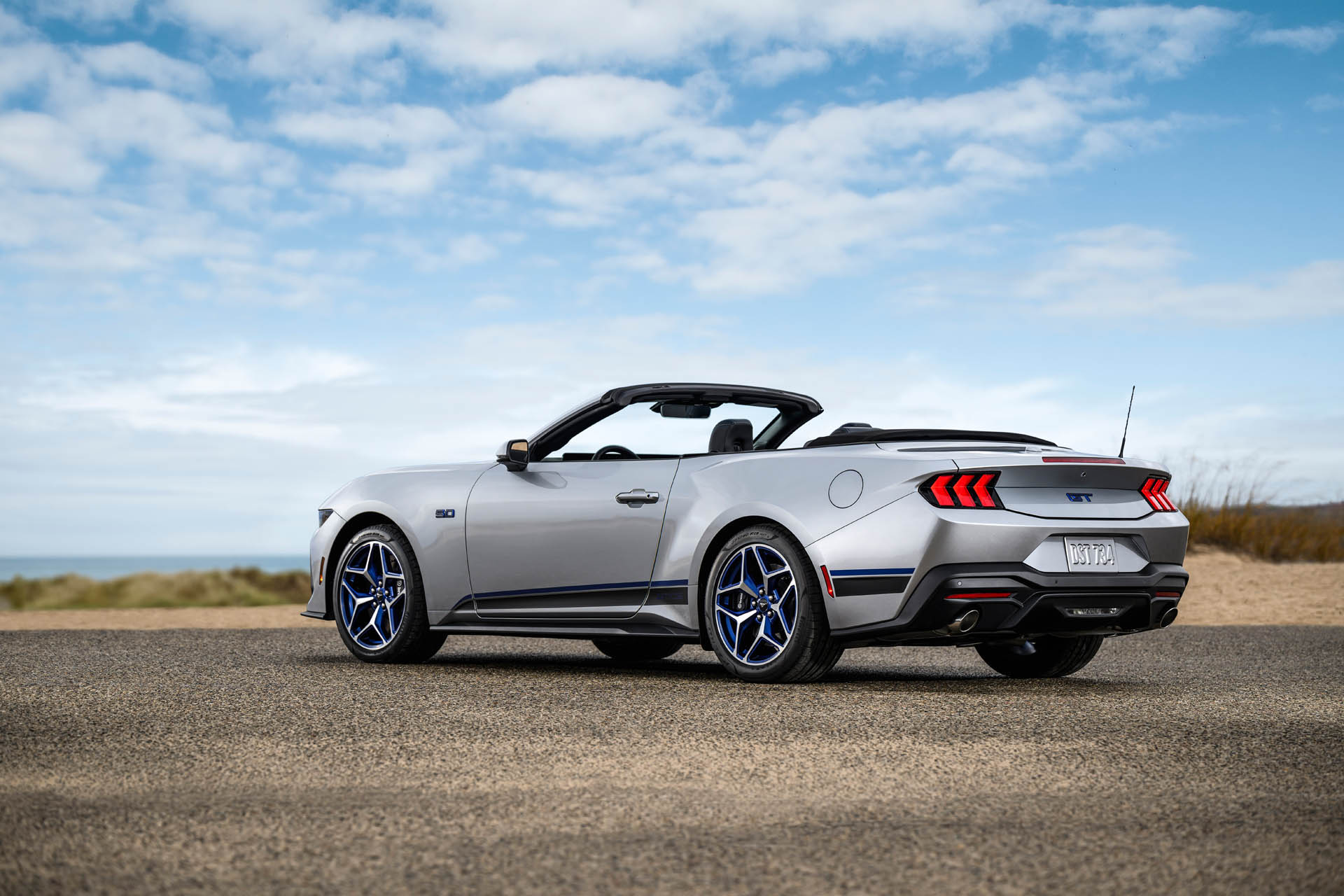 Ford Mustang GT California Special 2024 01