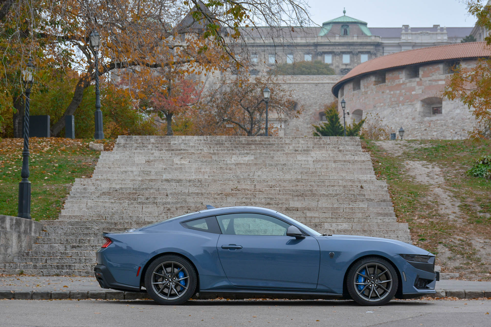 Ford Mustang Dark Horse
