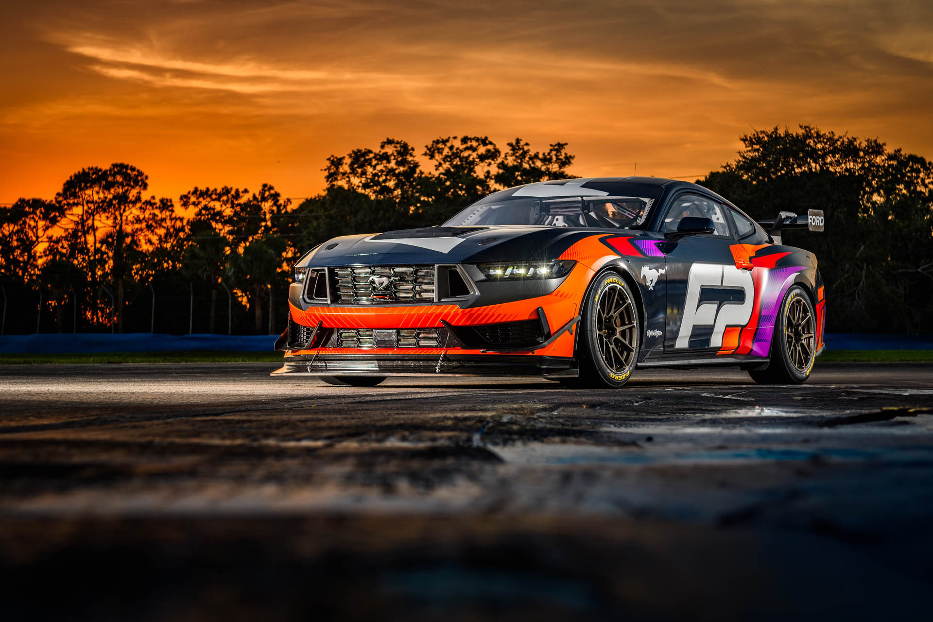 Ford Mustang GT4 20