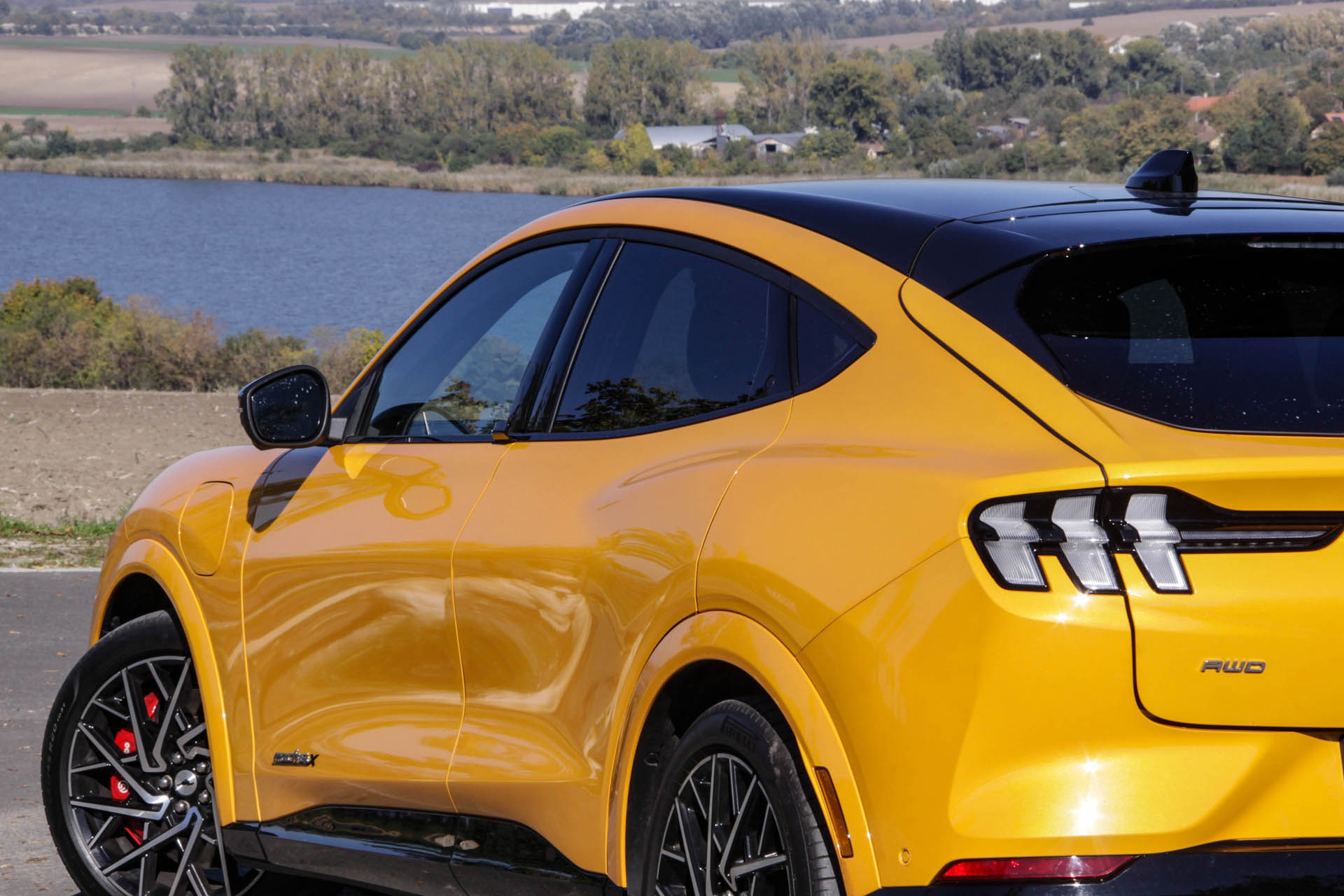 fordmustangmachegt01