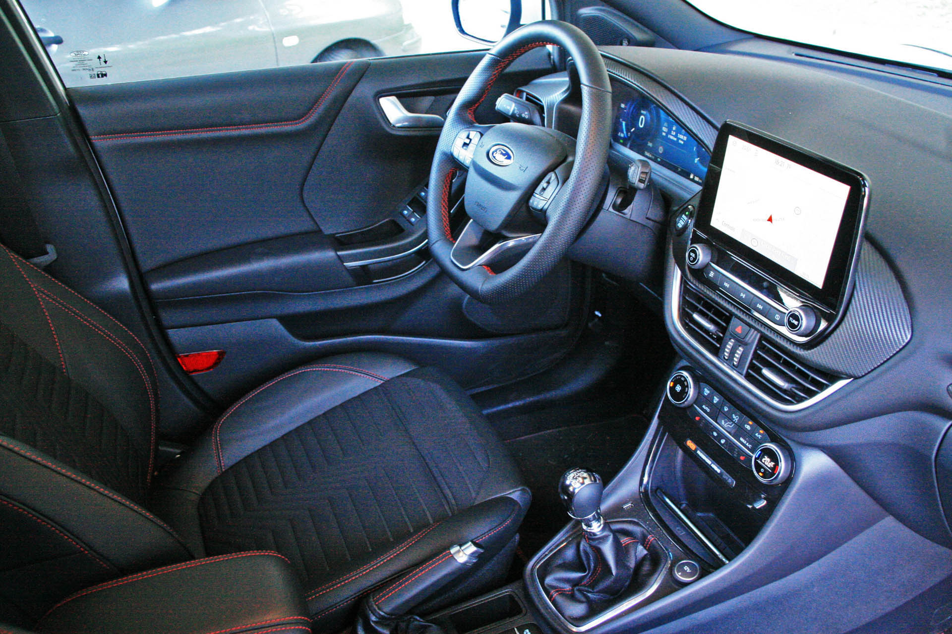 fordpuma10ecobooststline2020ny02