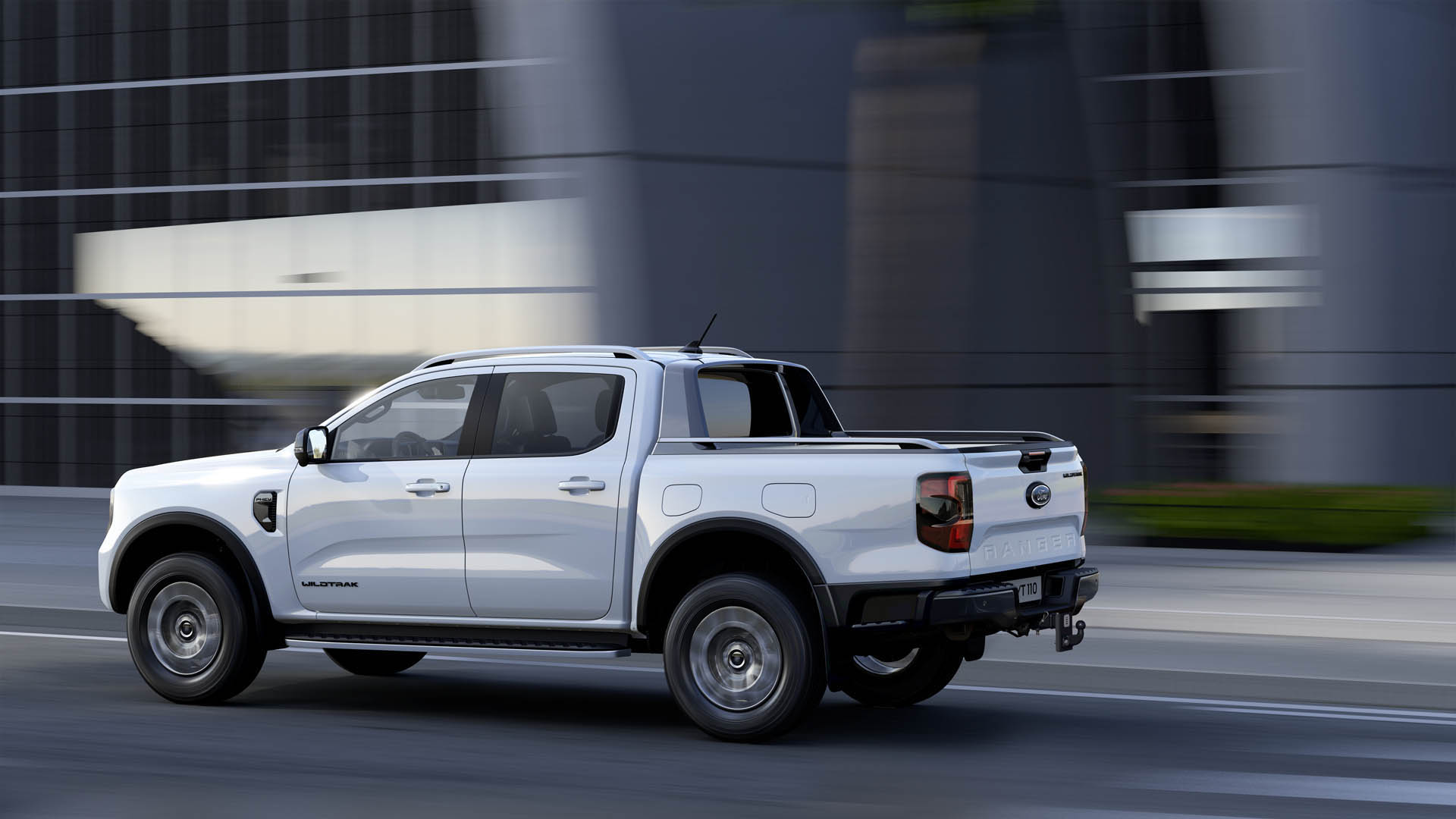 Ford Ranger Plug-in Hybrid 08
