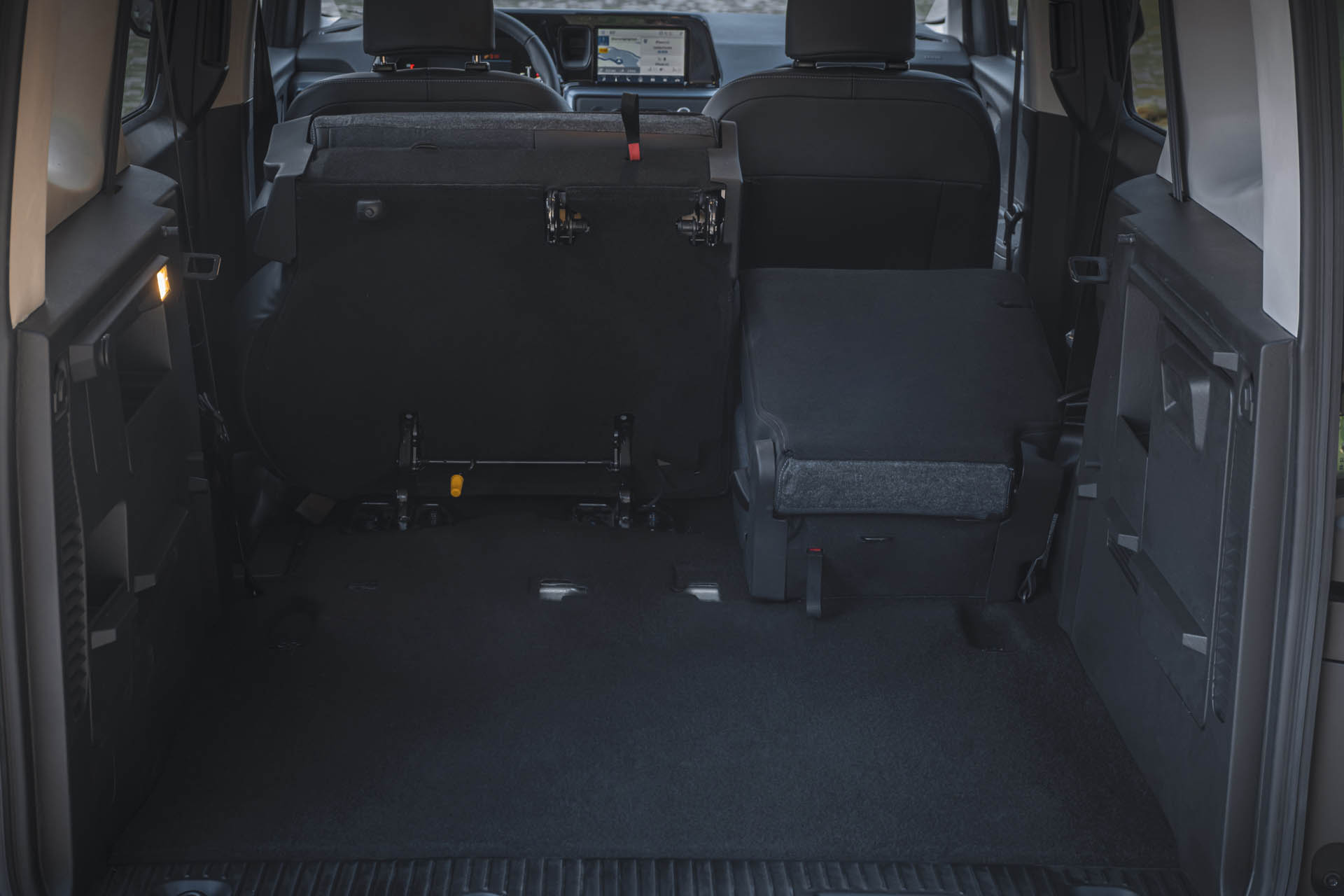 FORD Tourneo-Courier Active 2023 13