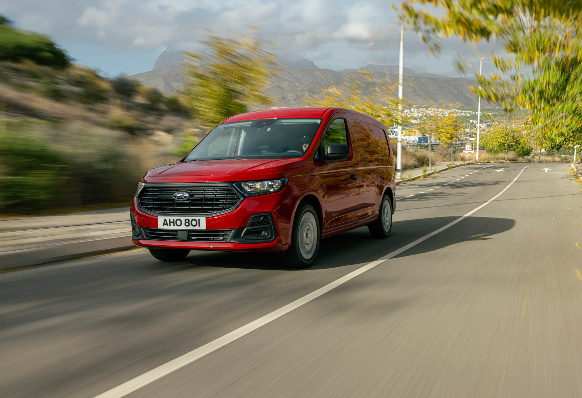 ford TRANSIT CONNECT PHEV LWB 01