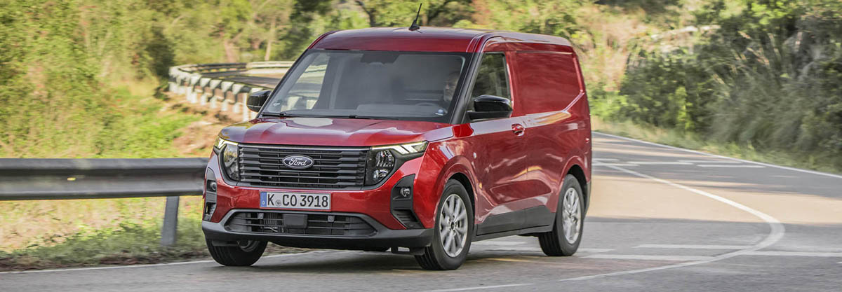 Ford Transit Courier 2024 nyito