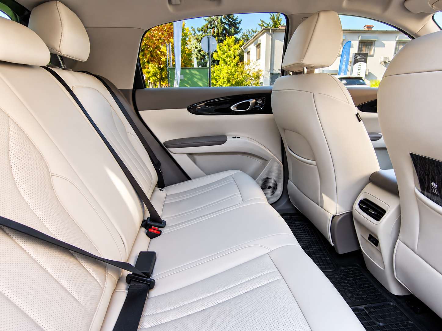 geely e2 2026 mobem 07