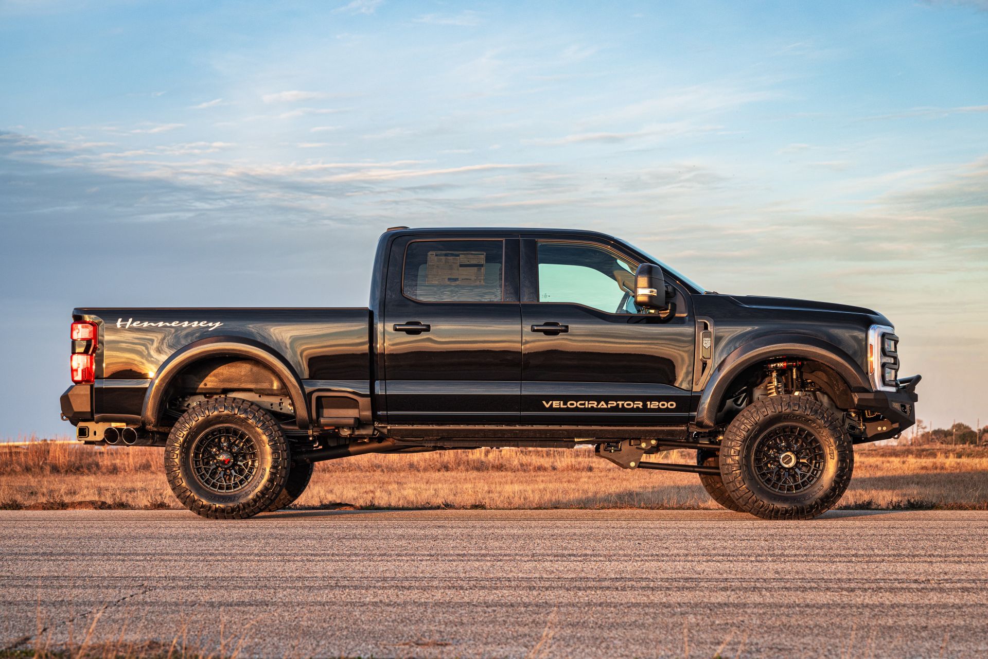 Hennessey Velociraptor 2026 07