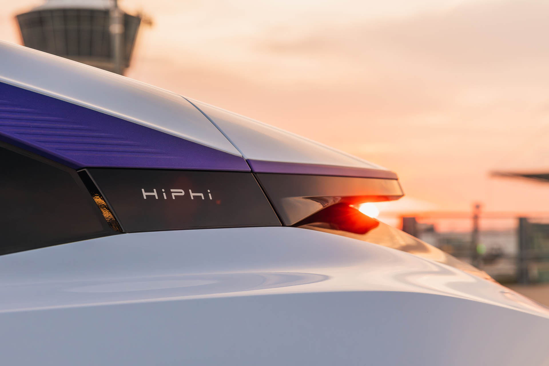 HiPhi Z-7