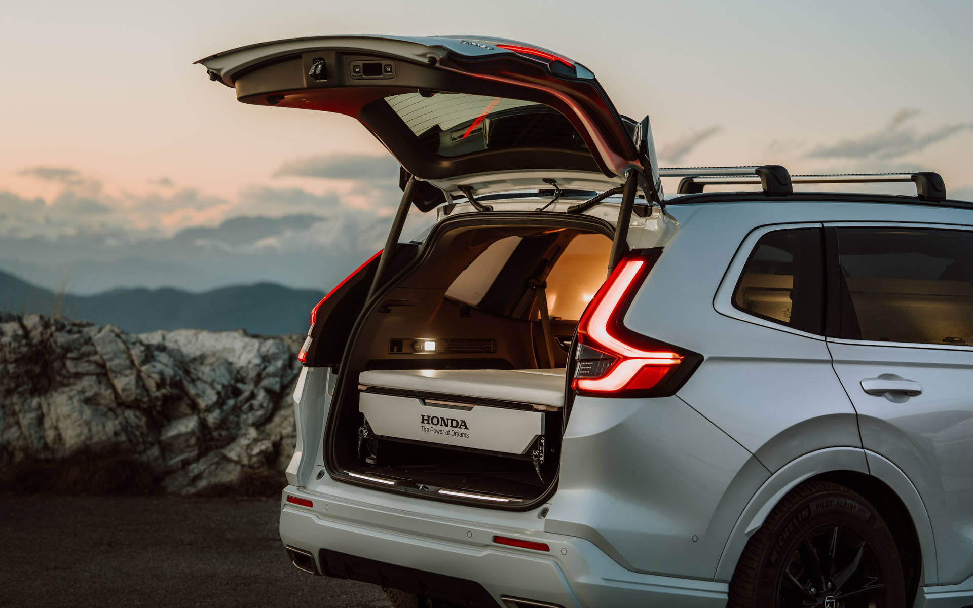 532019 CR-V Dream Pod Concept