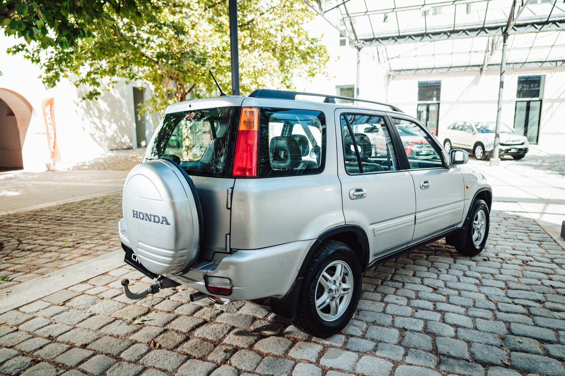 545184 CR-V 30 Anniversary