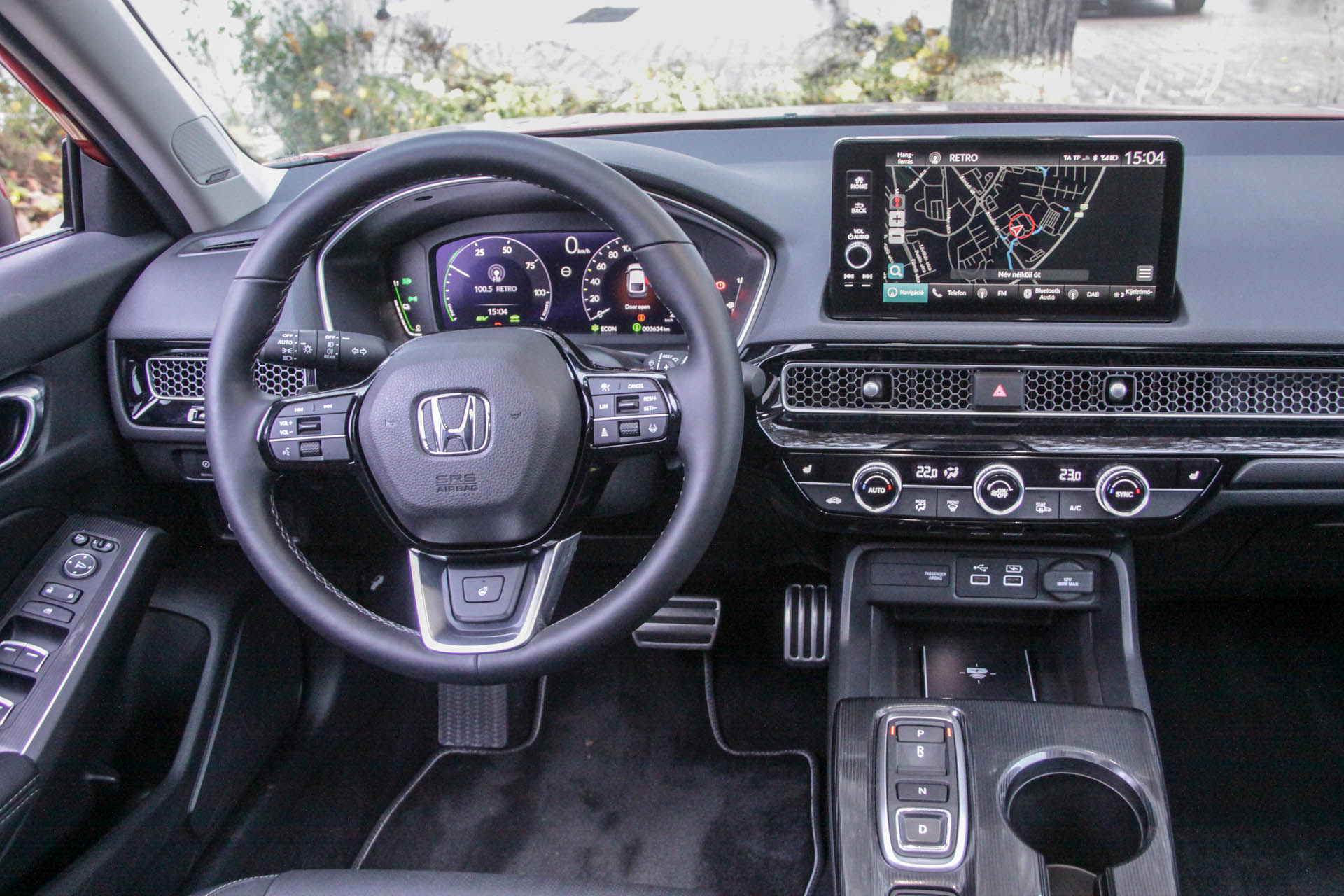 hondacivicehevadvance2022belso08
