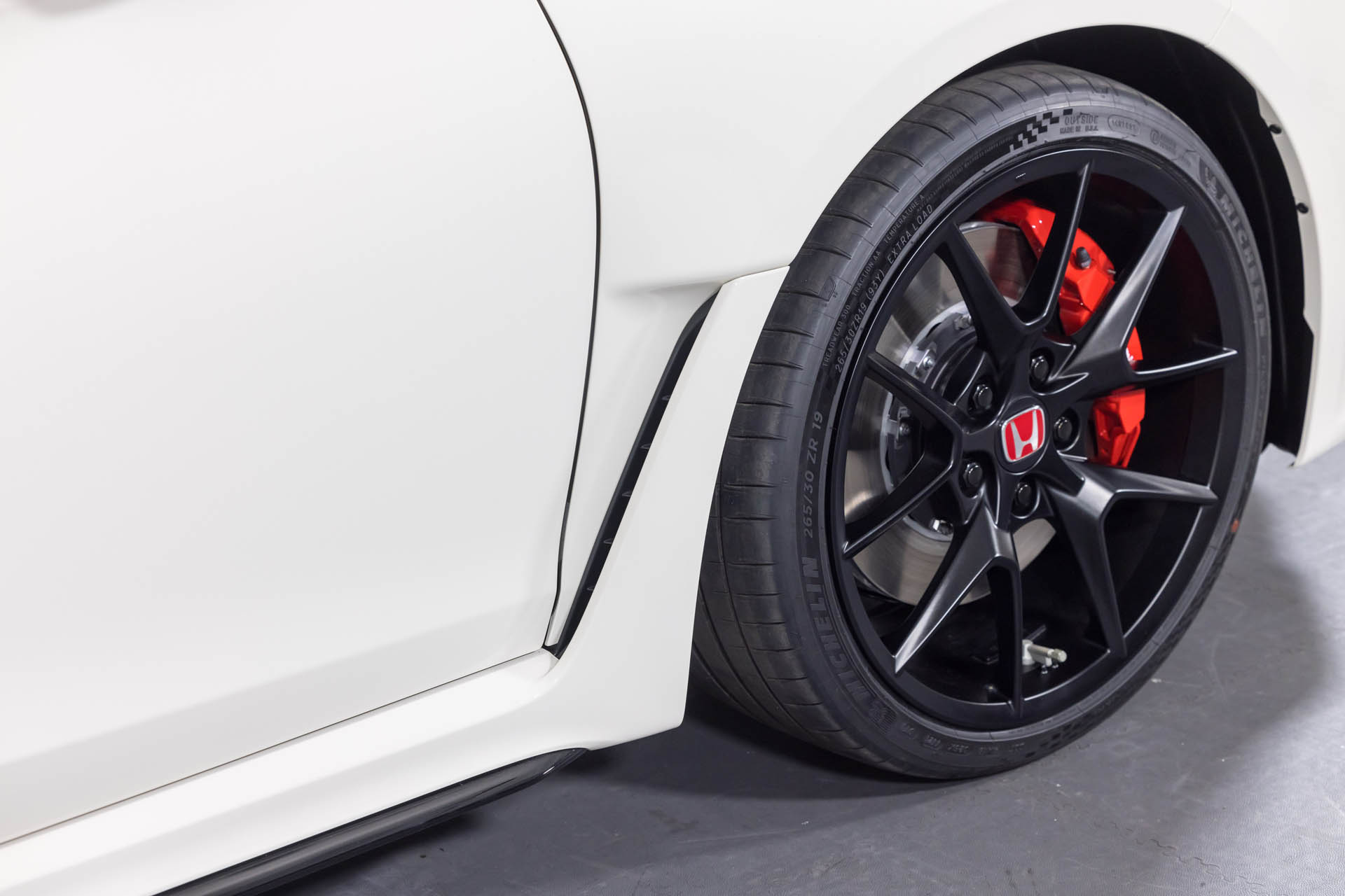 408106 Honda Civic Type R unveil images