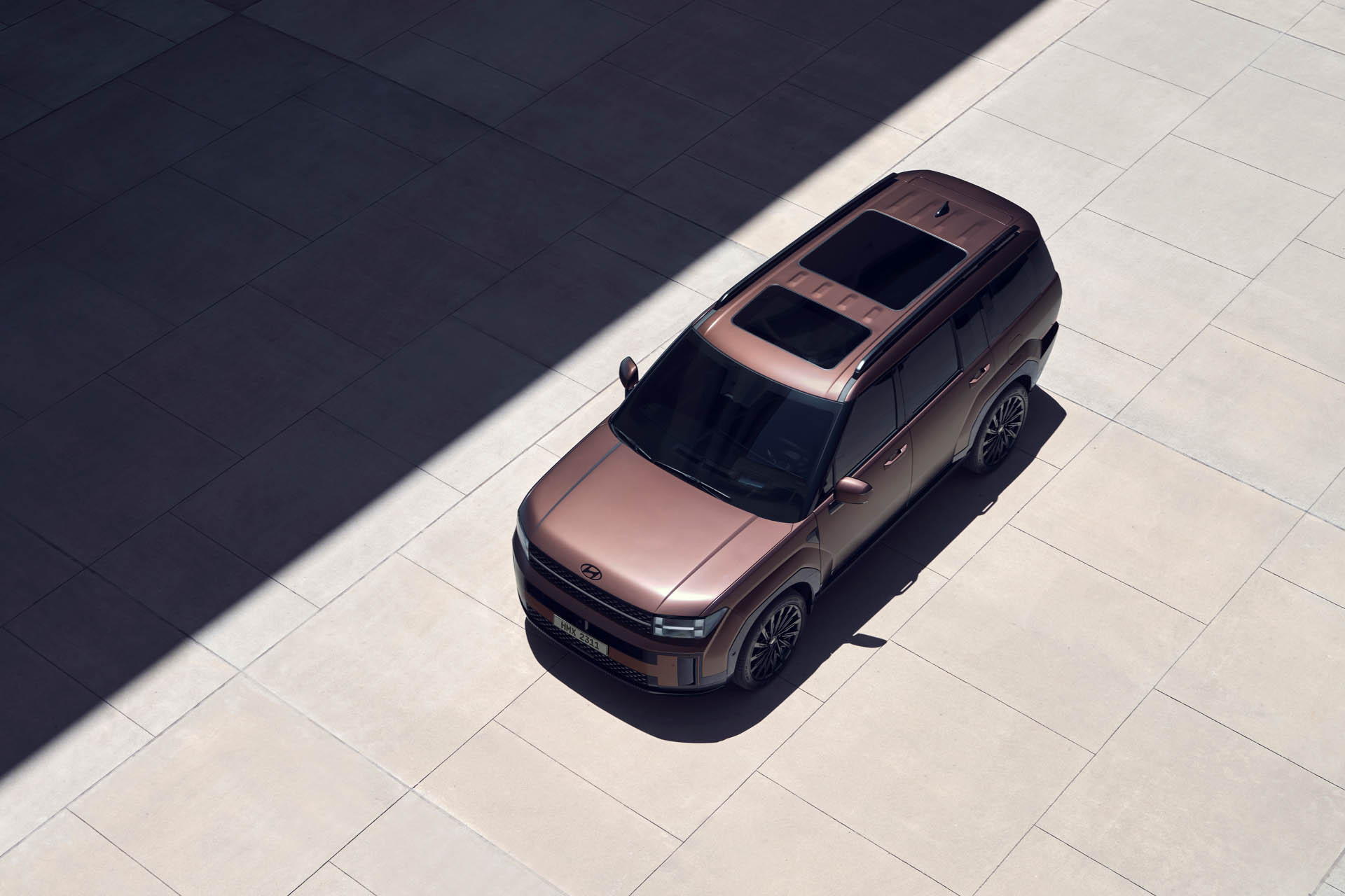 hyundai-santa-fe-0823-exterior-04 jpg