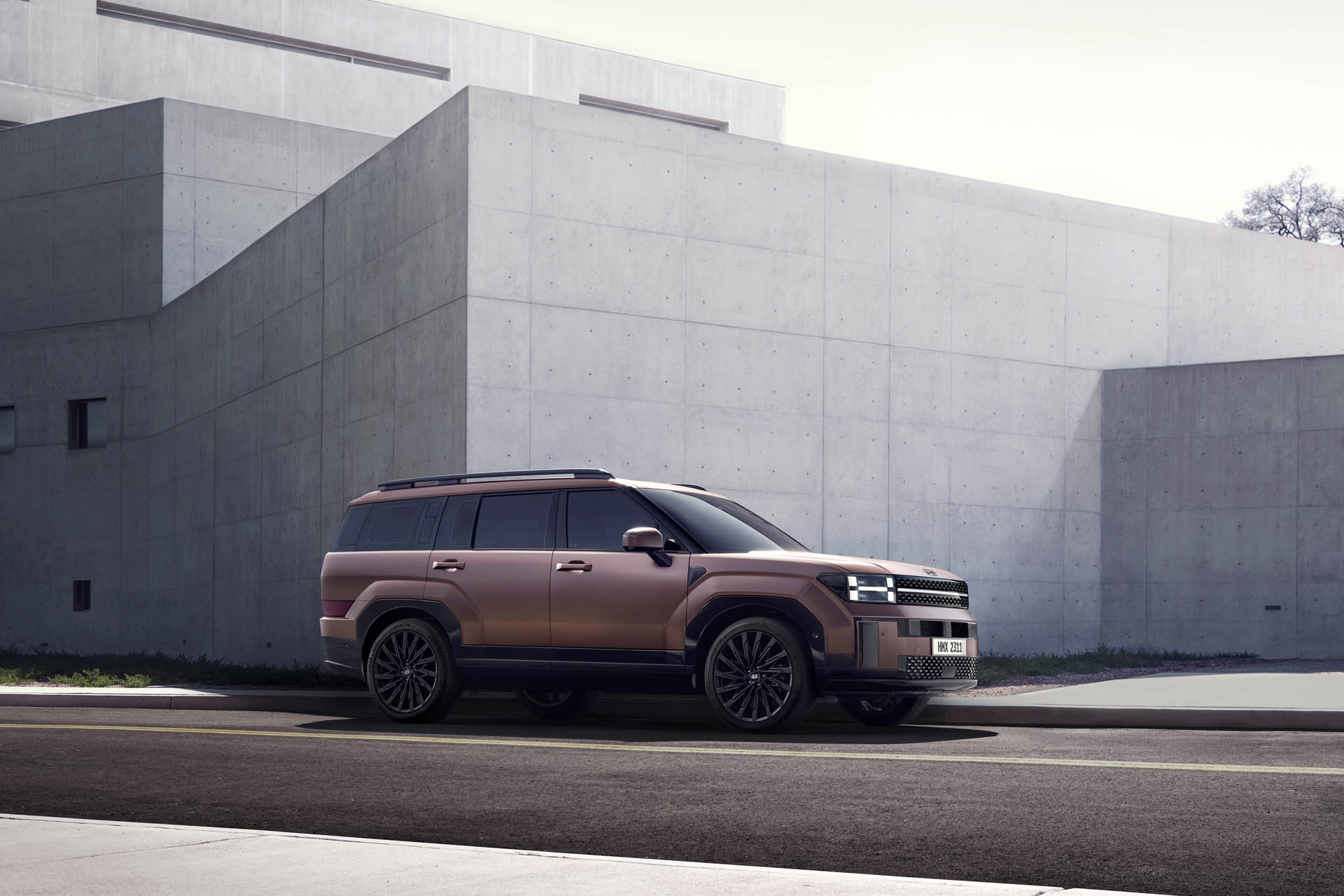 hyundai-santa-fe-0823-exterior-05 jpg