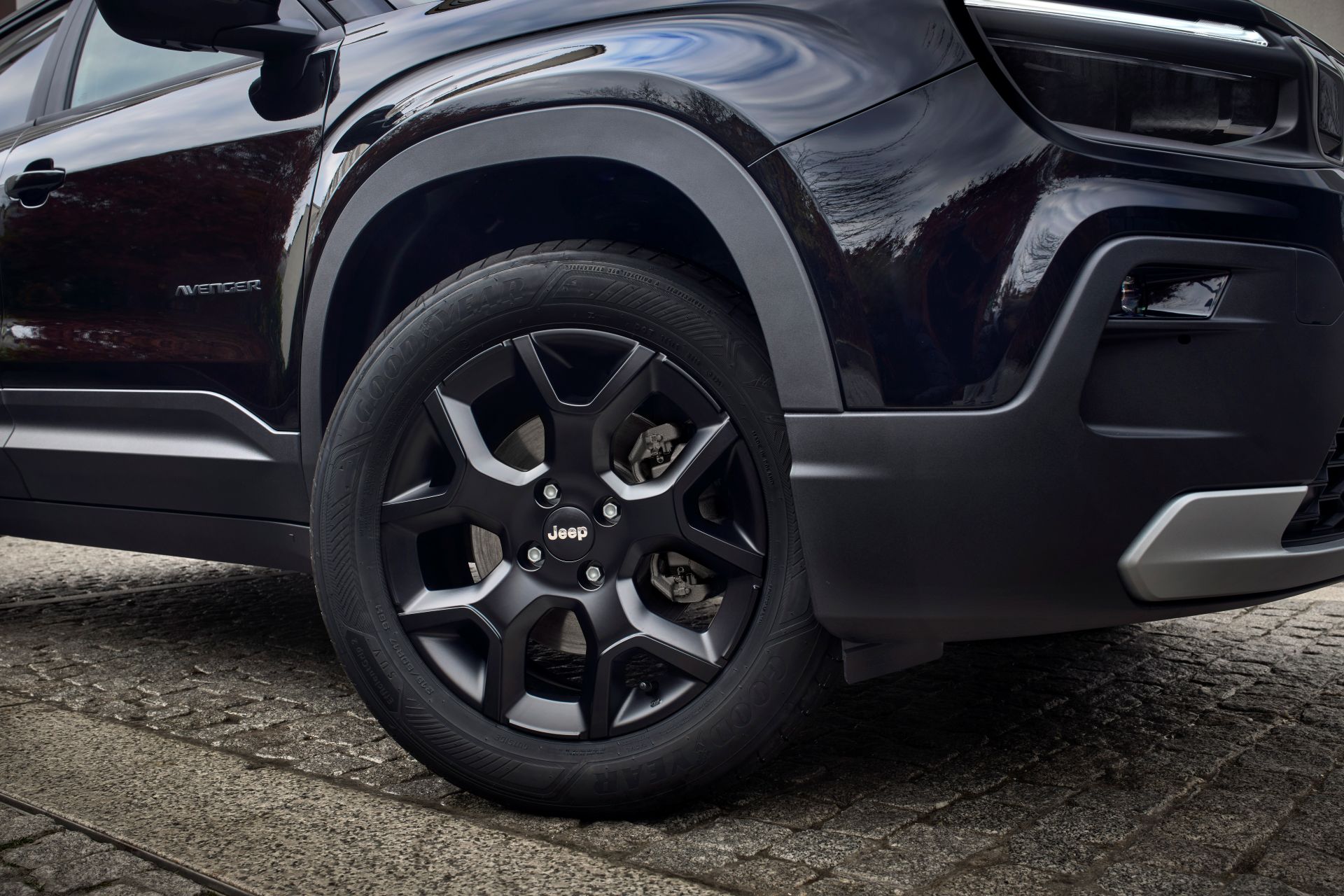 Jeep Avenger Black Edition 08