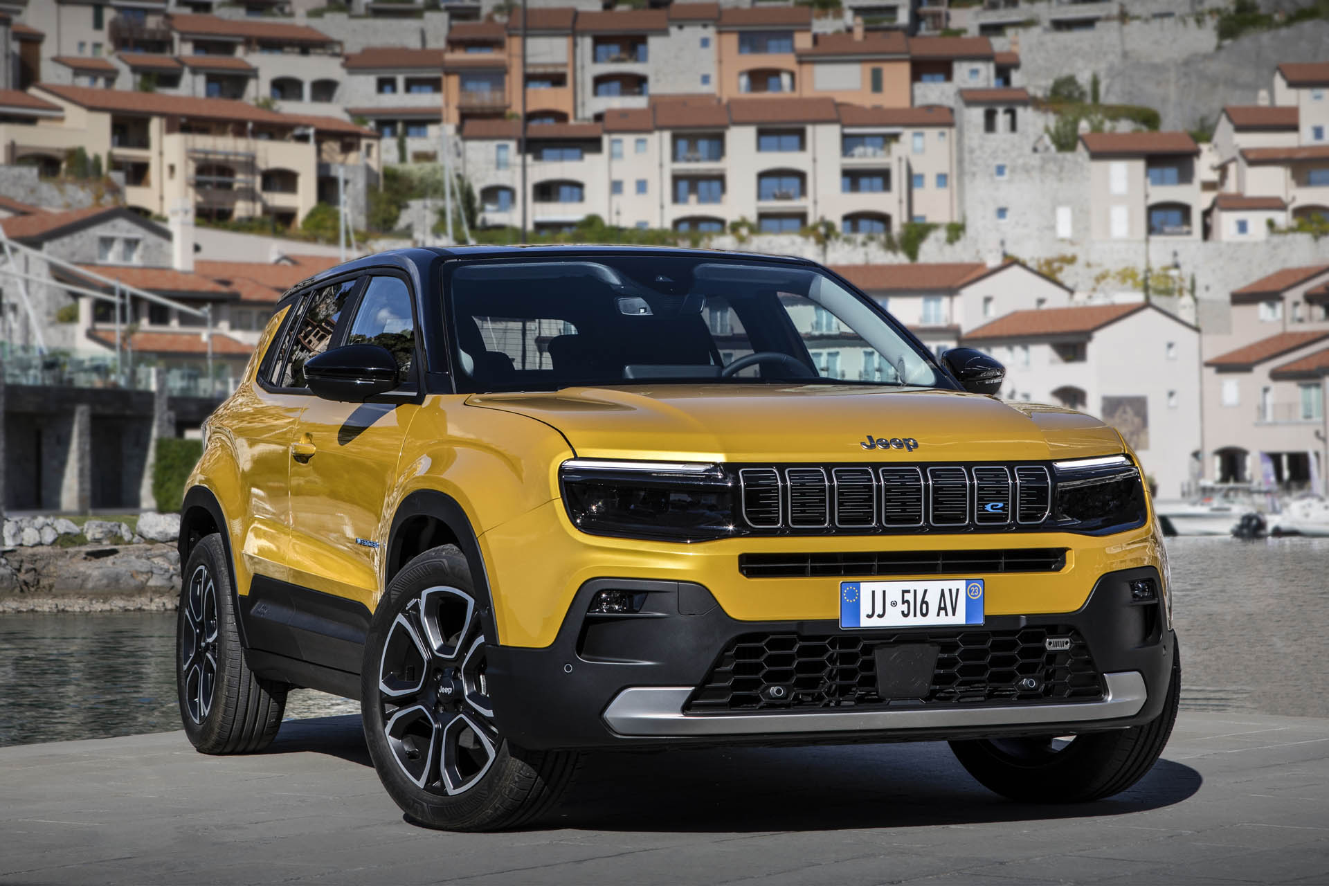 jeepavenger2022g