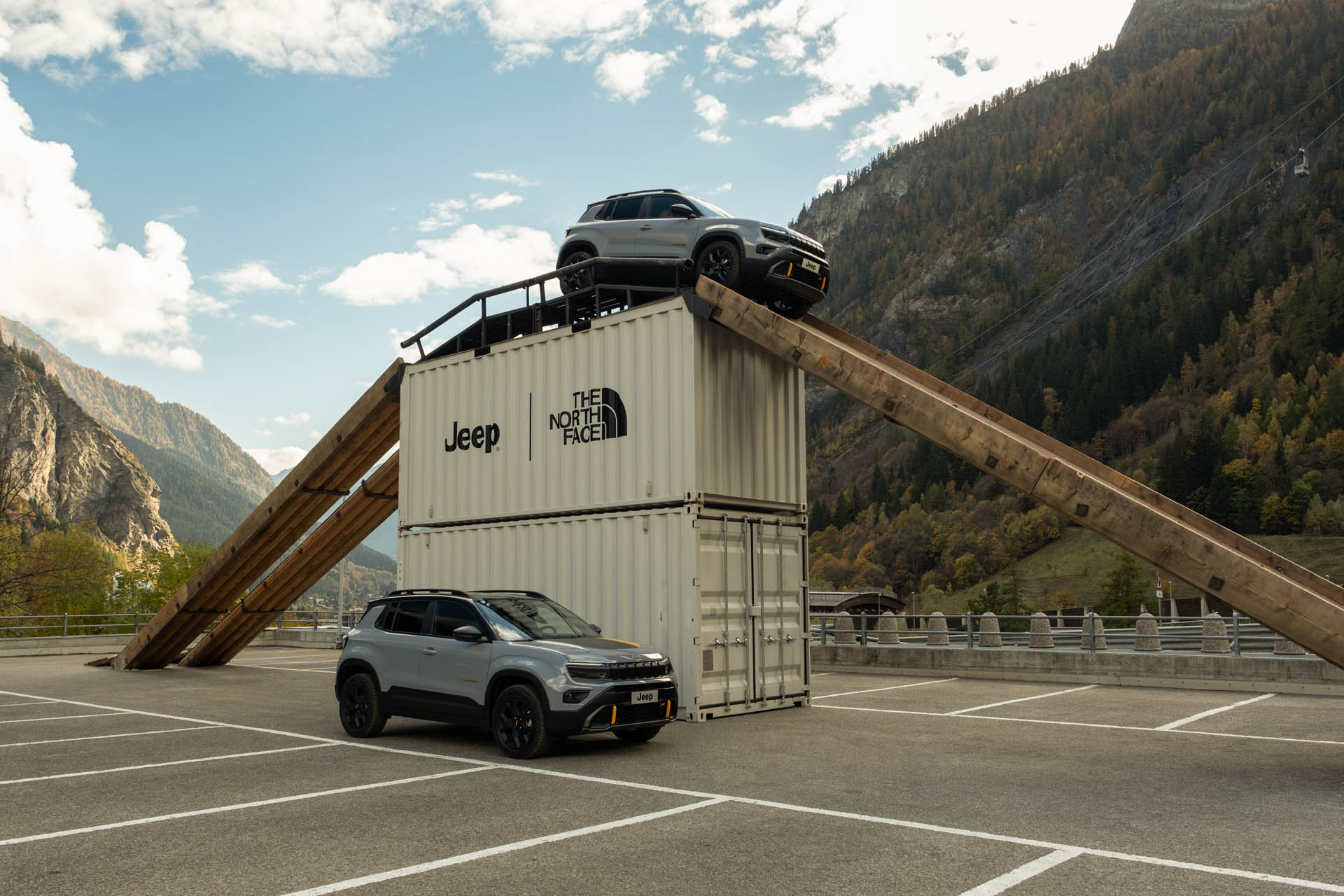 jeep avenger 4xe the north face edition 01