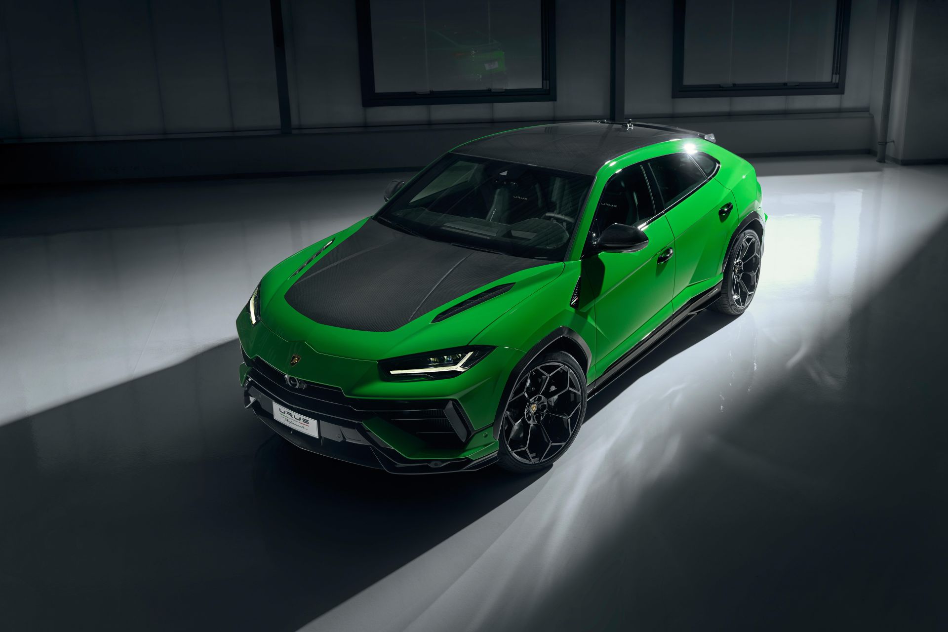 lamborghini urus 15