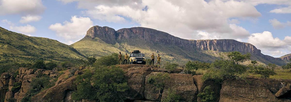 DEFENDER TROPHY 2026 nyito