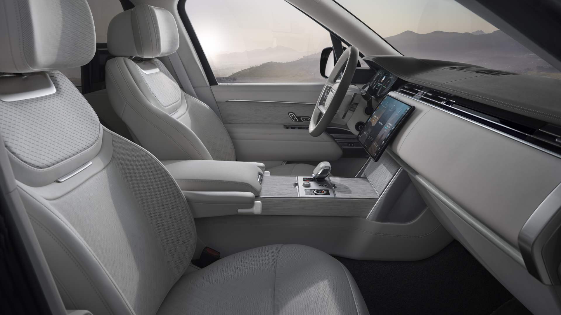 RANGE ROVER ELECTRIC INTERIOR 02 02 09 26 1