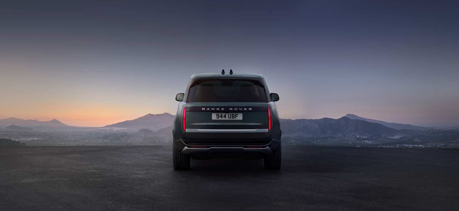 RANGE ROVER ELECTRIC REAR 02 09 26 0