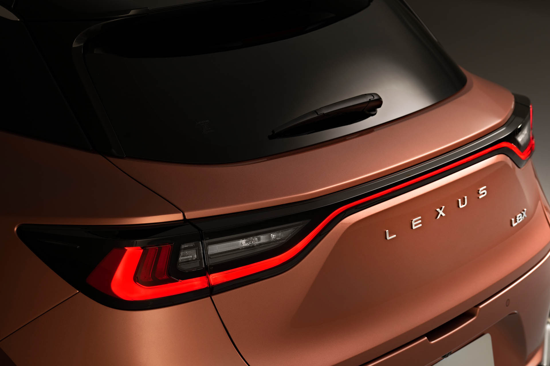 Lexus LBX 21