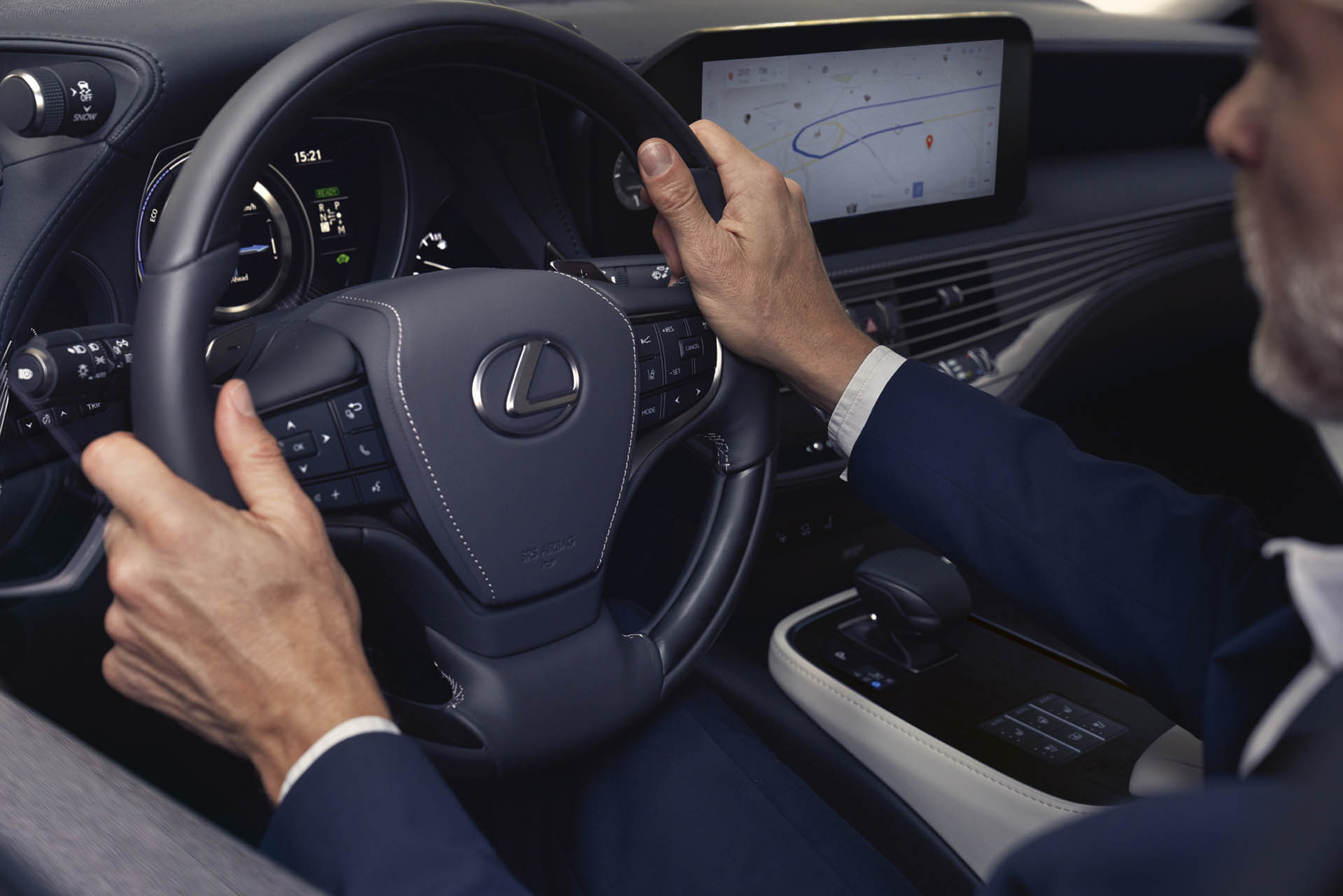 lexusls2023gy