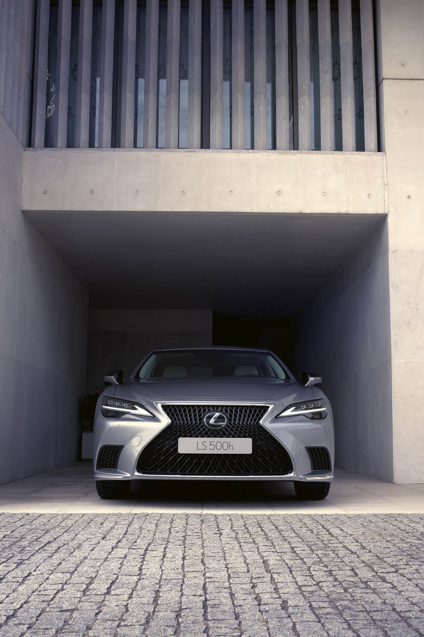 lexusls2023k