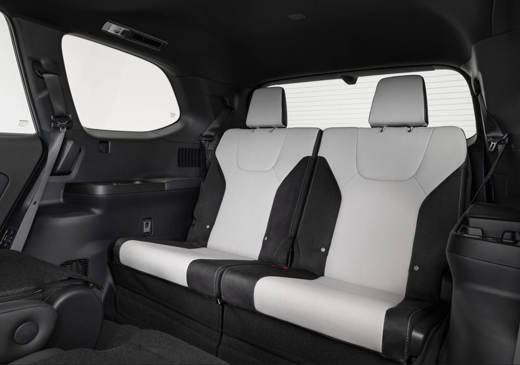 Lexus TX 41