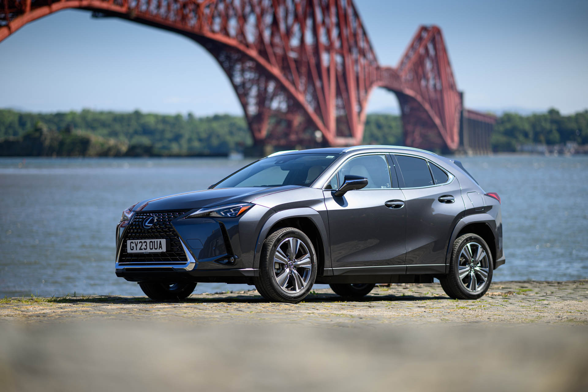 lexus ux300e my23 09