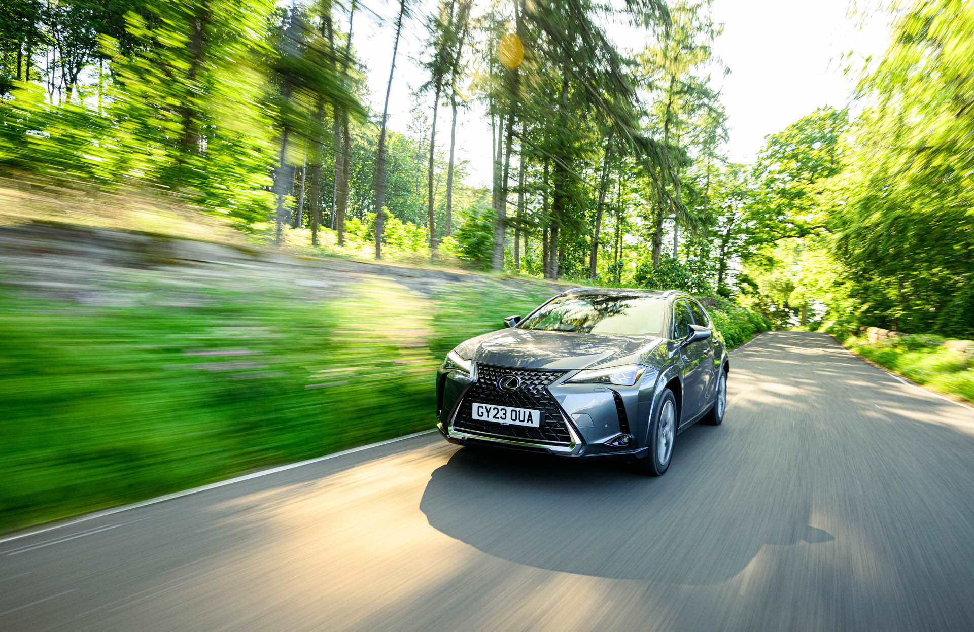 lexus ux300e my23 36