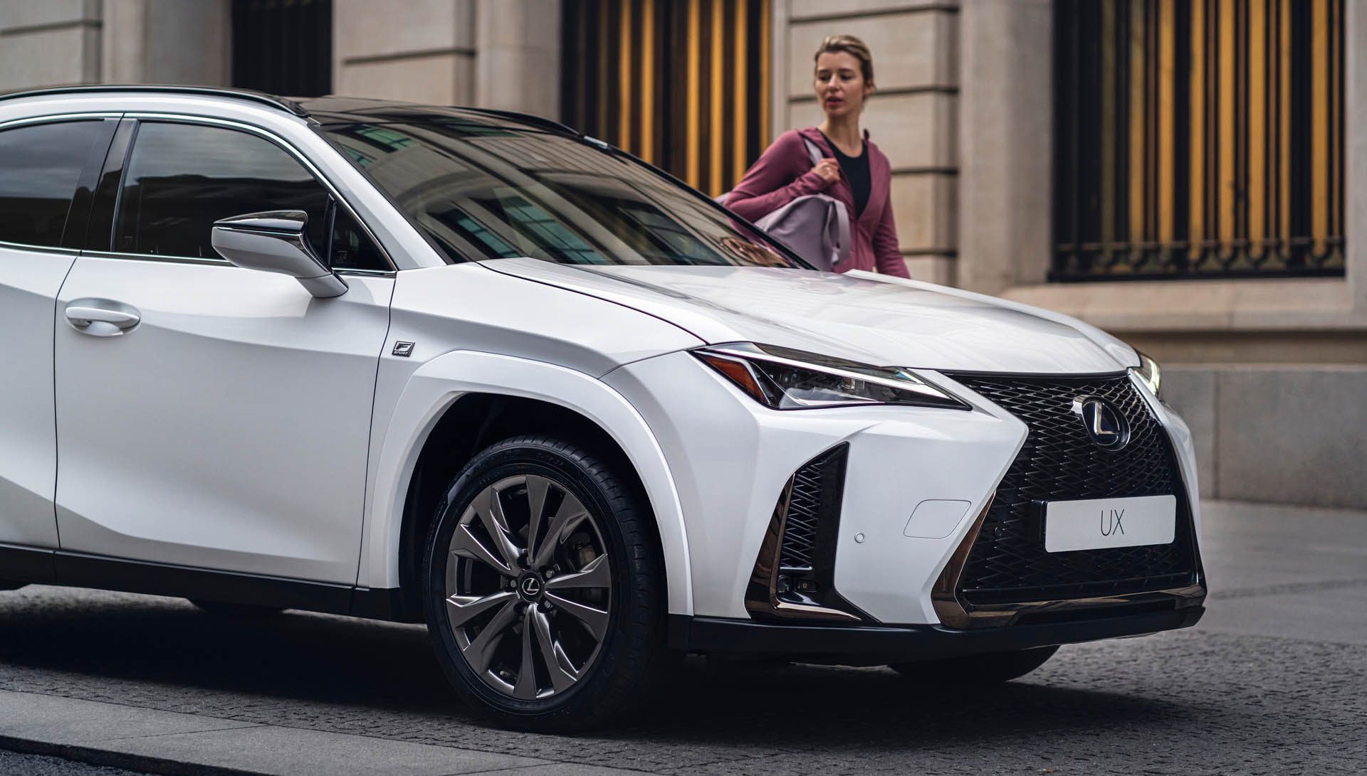 Lexus UXh FSPORT 2025 08