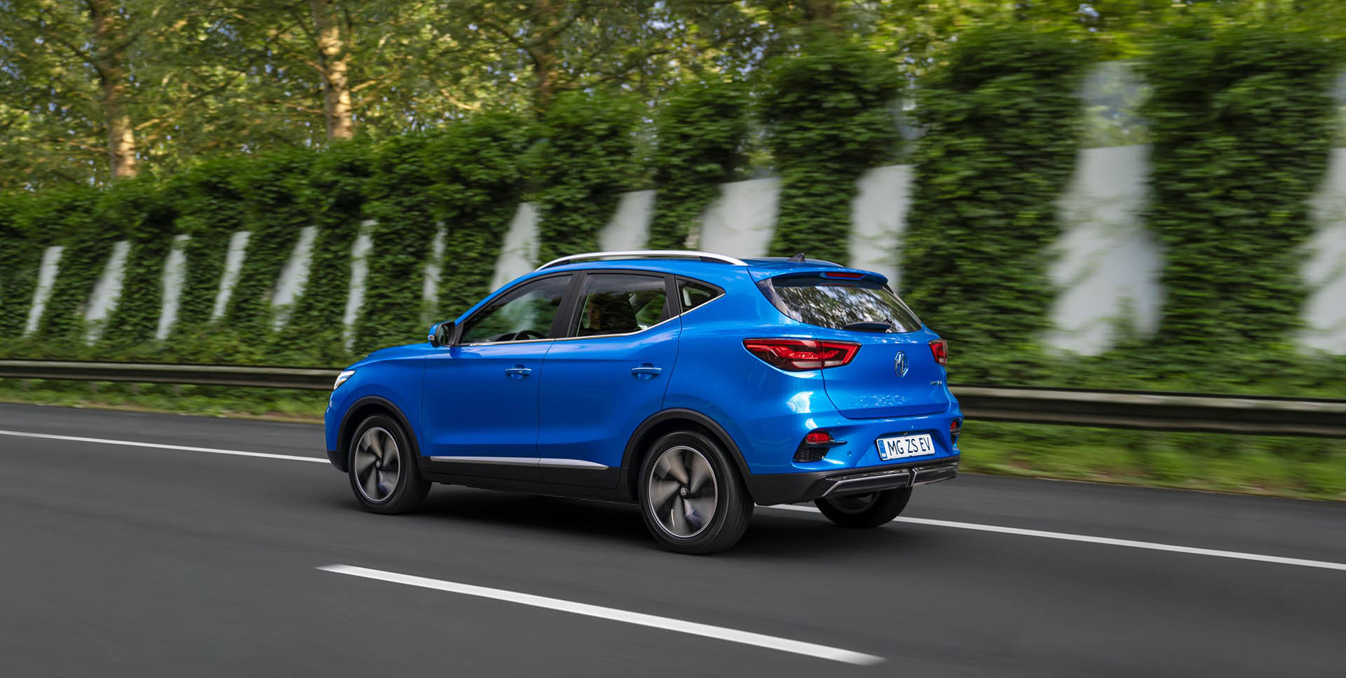 MG-ZS-EV-2023 08