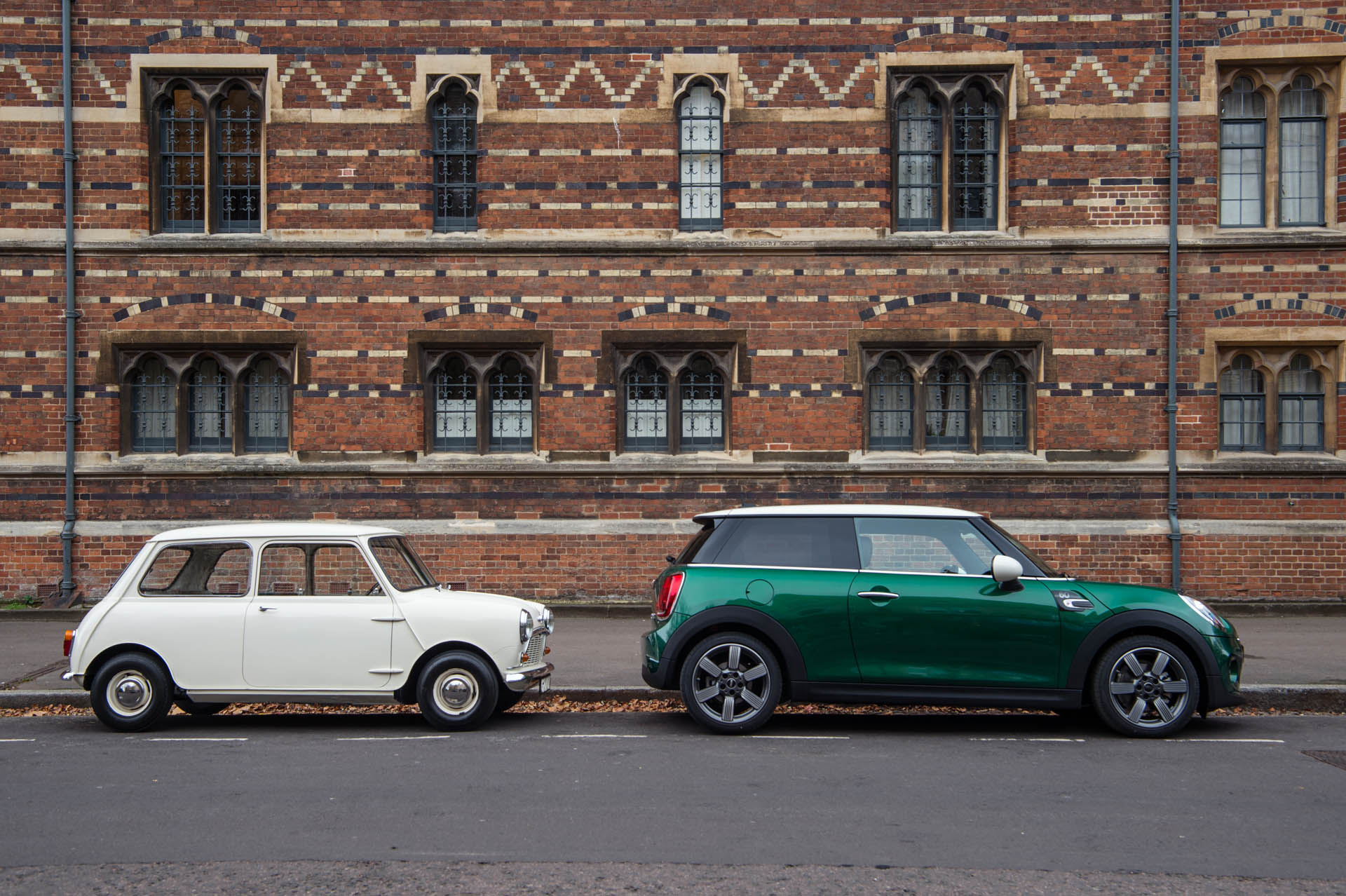 1959morrisminiandminicooper60yearsedition04