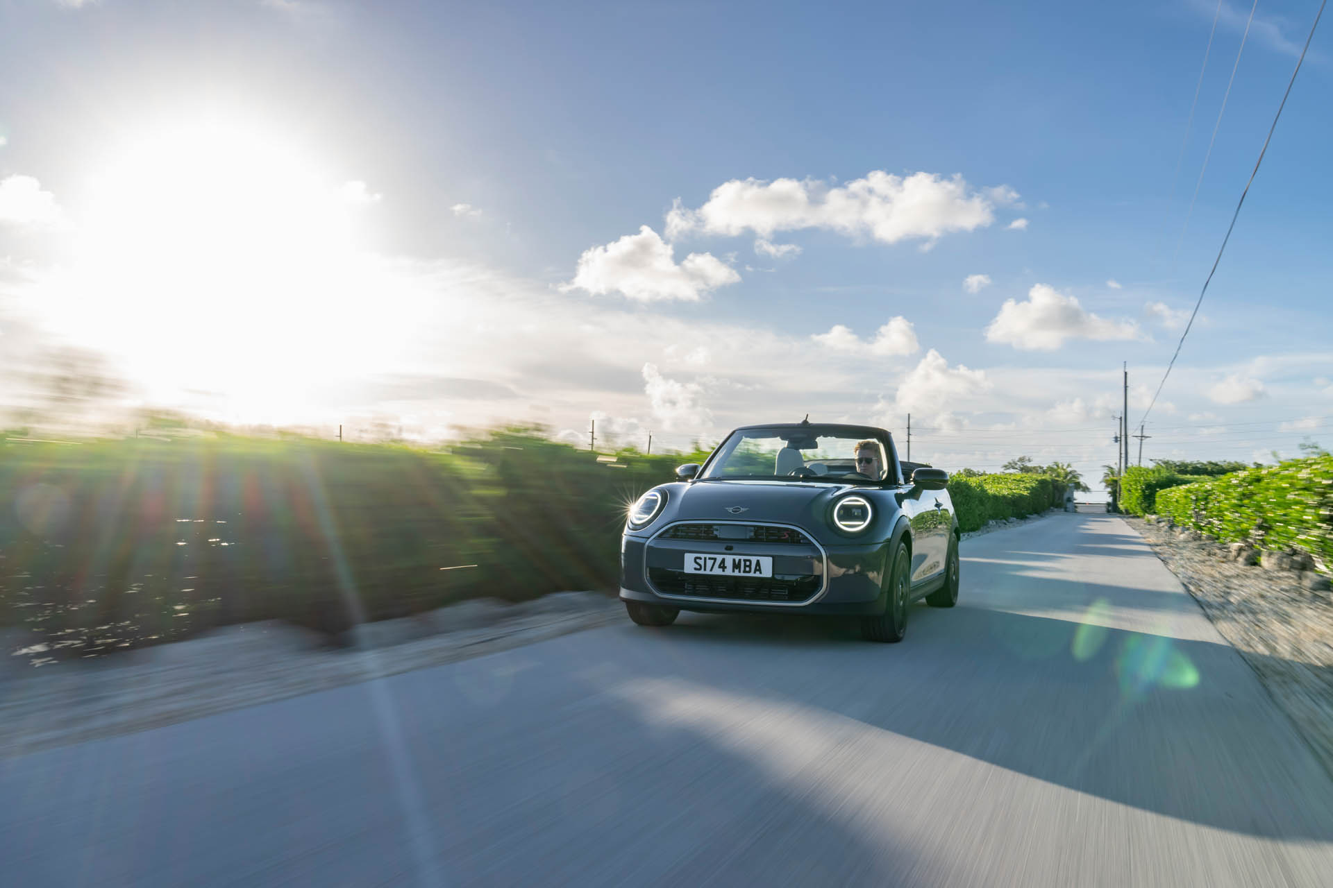 MINI Cooper S Convertible 2024 03