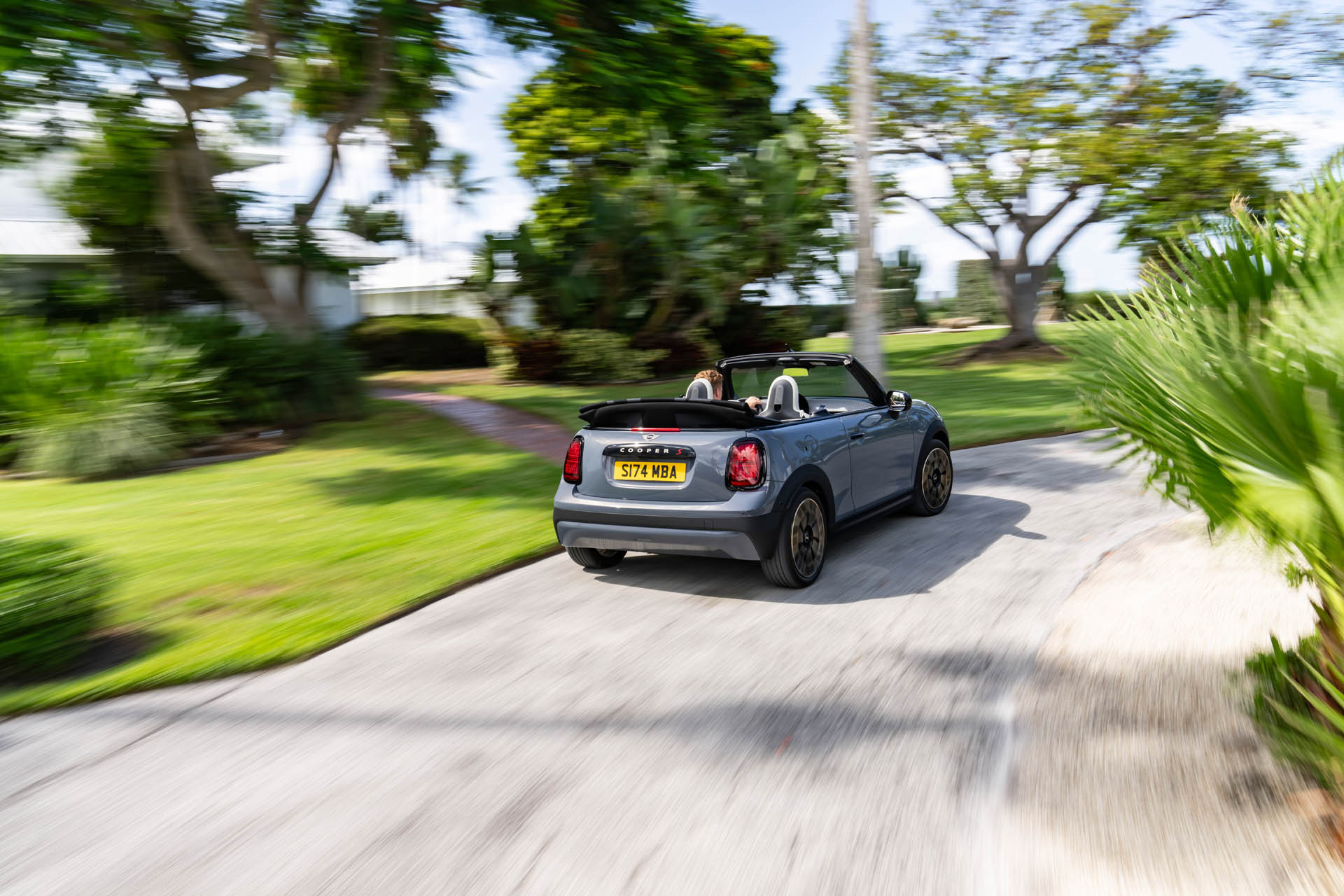 MINI Cooper S Convertible 2024 05